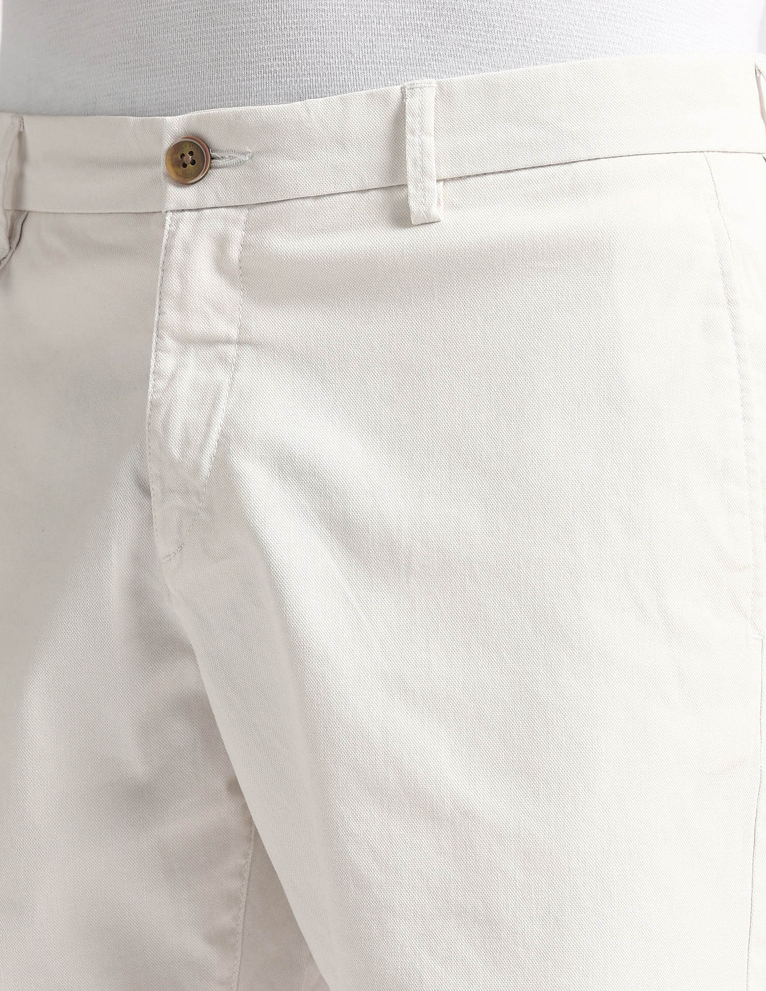 Slim Fit Dobby Shorts Ecru - U.S. Polo Assn. India | Large