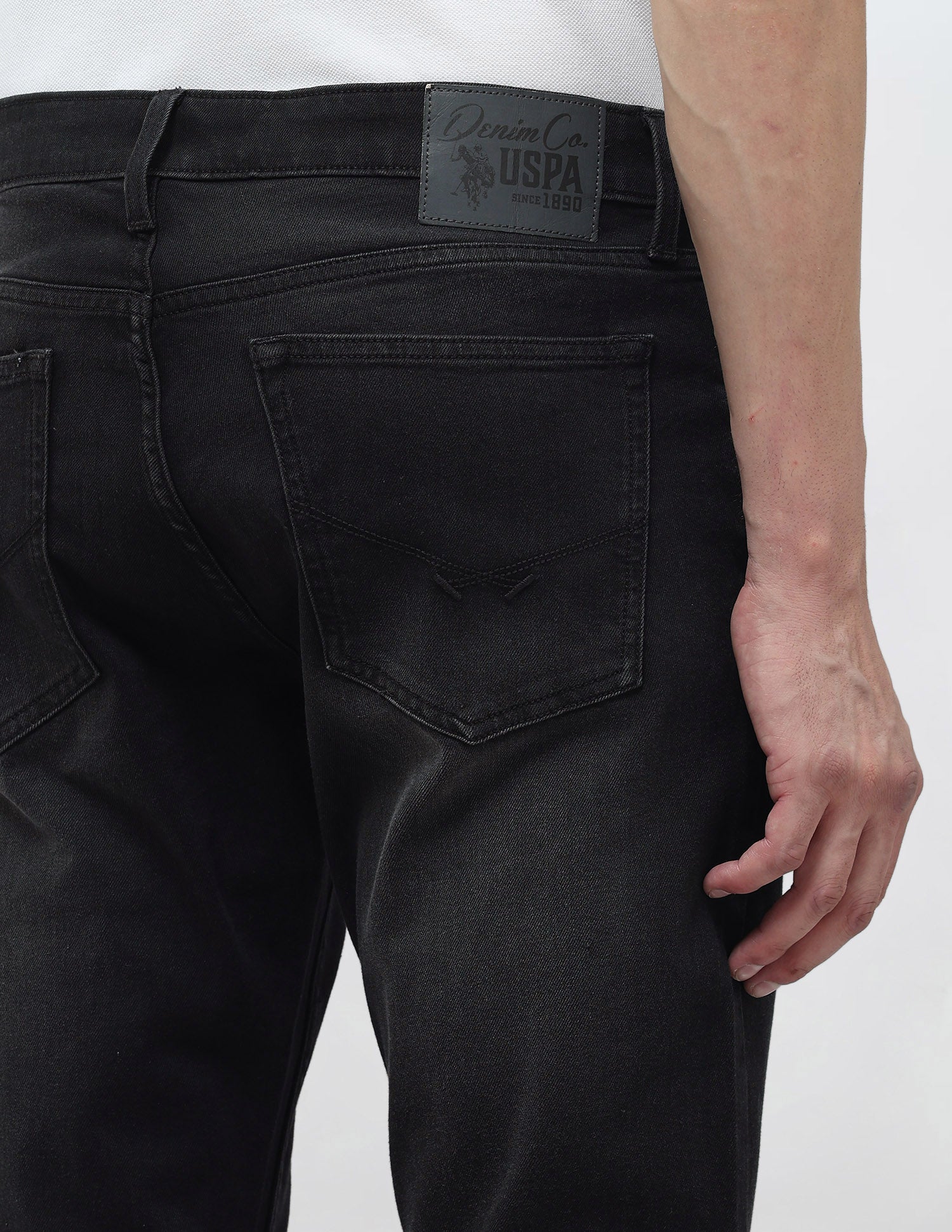 Brandon Slim Tapered Fit Whiskered Jeans Black - U.S. POLO ASSN. | Large