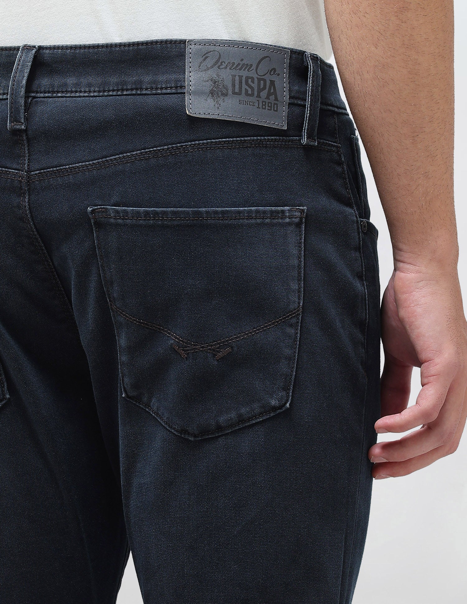 Henry Tapered Fit Blue Jeans Dark Blue - U.S. Polo Assn. India | Large