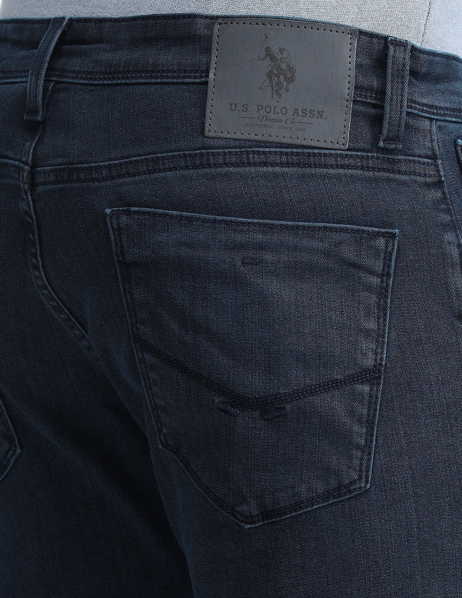 Brandon Slim Tapered Fit Blue Jeans Blue - U.S. Polo Assn. India | Large