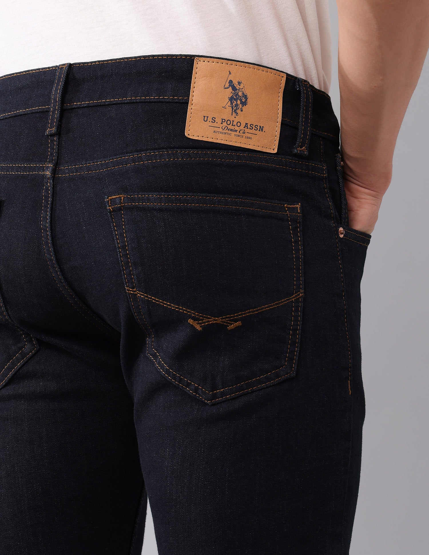Brandon Slim Tapered Fit Blue Vintage Jeans Dark Wash - U.S. Polo Assn. India | Large