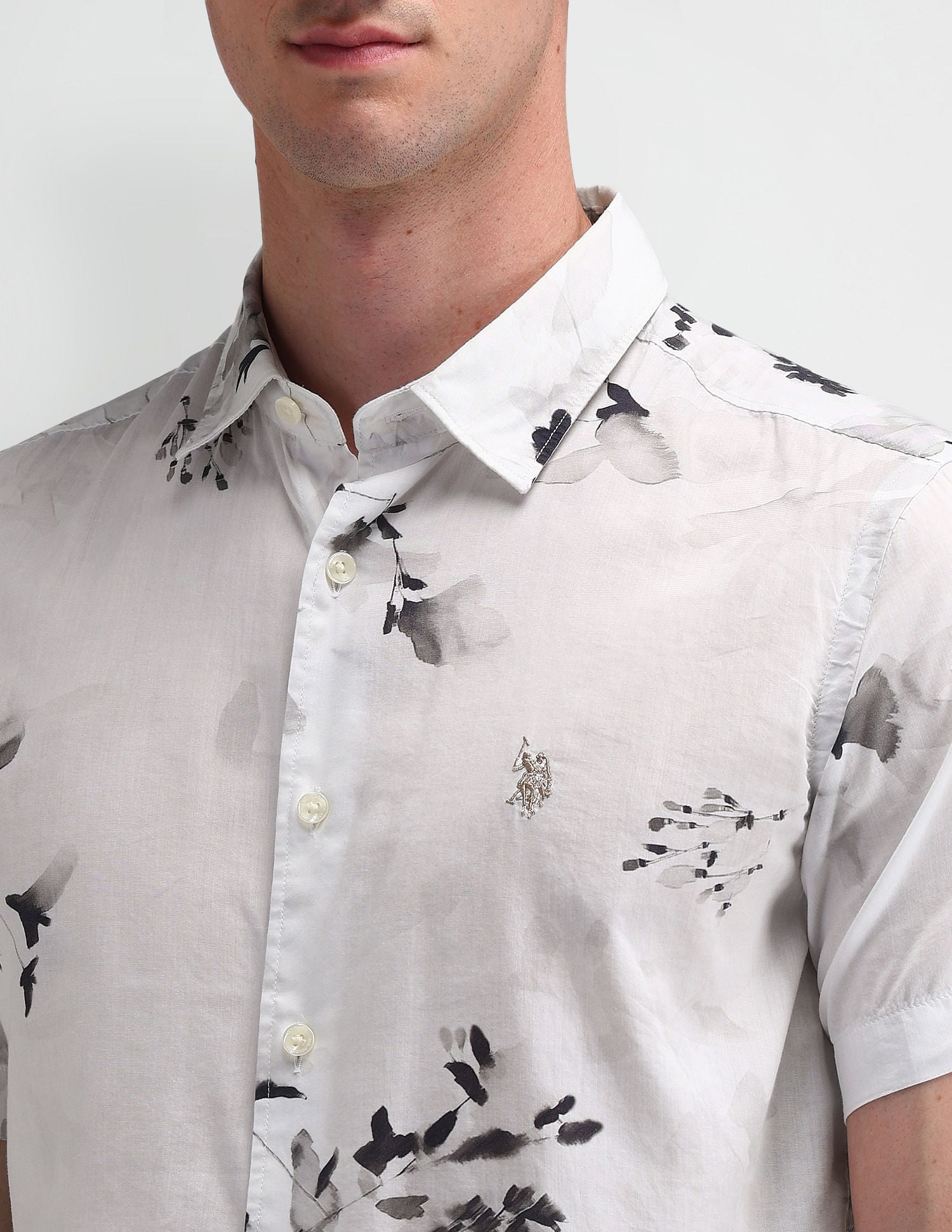 Slim Fit Abstract Shirt Light-Grey - U.S. Polo Assn. India | Large