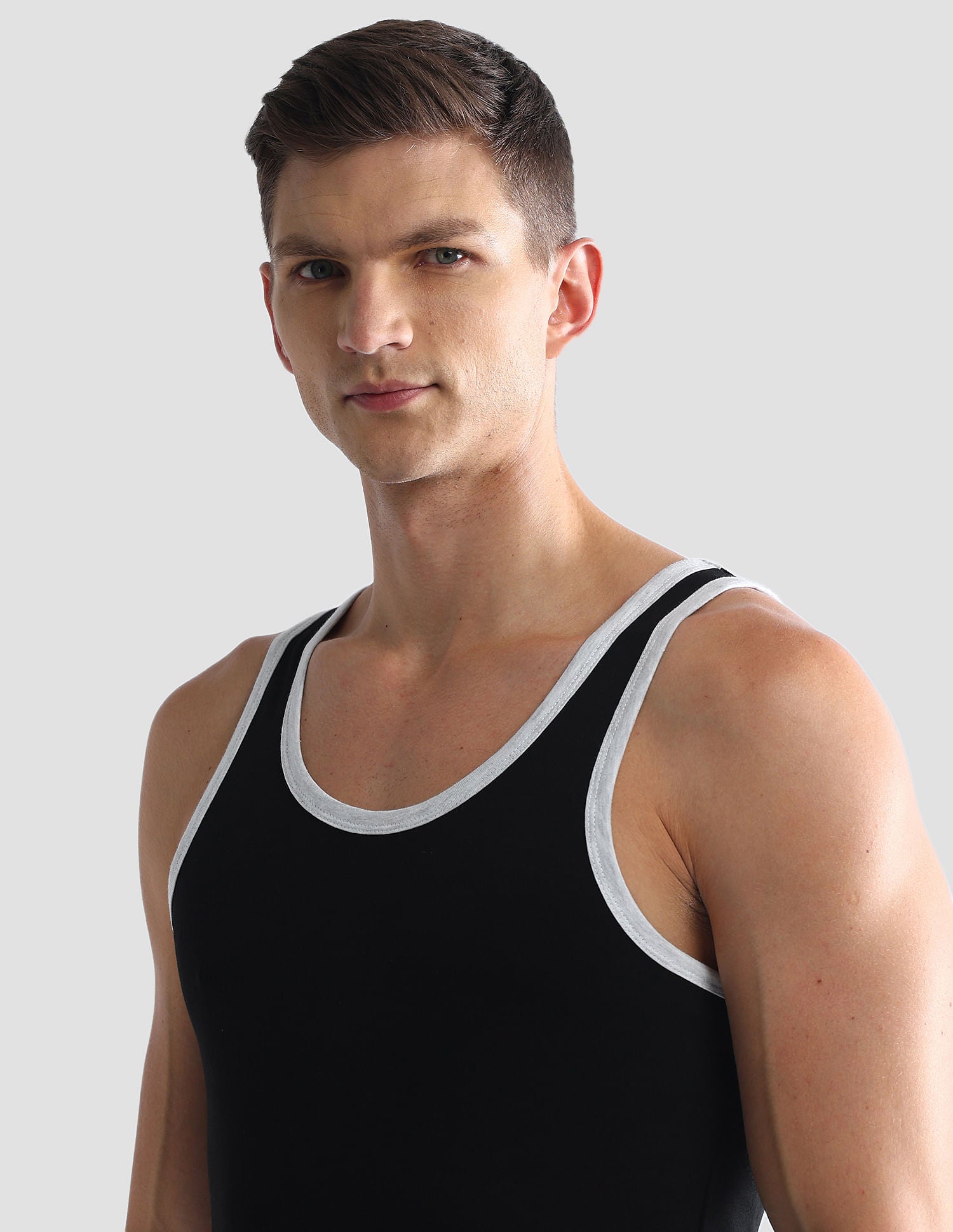 Contrast Binding Cotton OEV01 Vest - Pack Of 1 Black - U.S. POLO ASSN. | Large