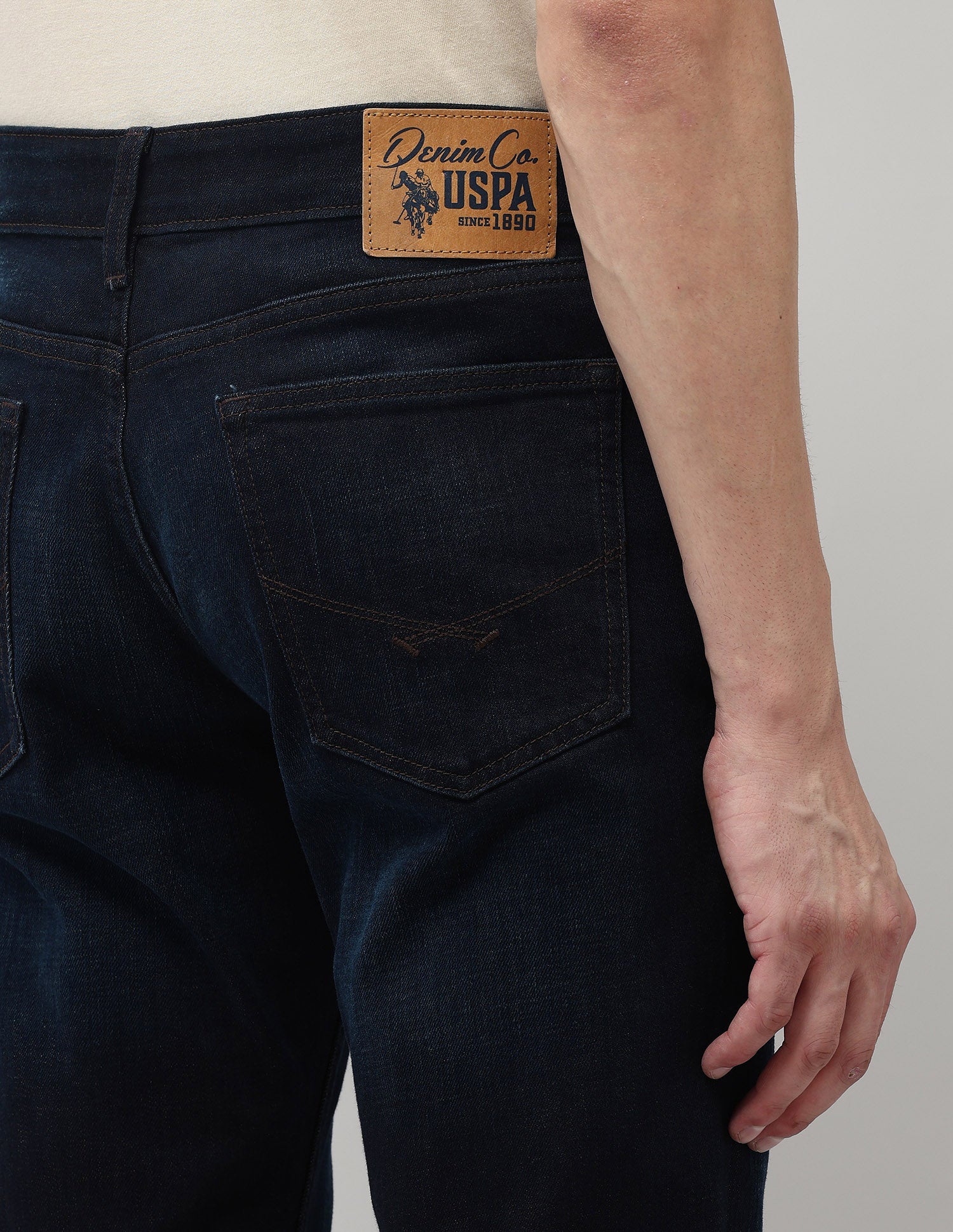 Brandon Slim Tapered Fit Blue Jeans Dark Wash - U.S. POLO ASSN. | Large