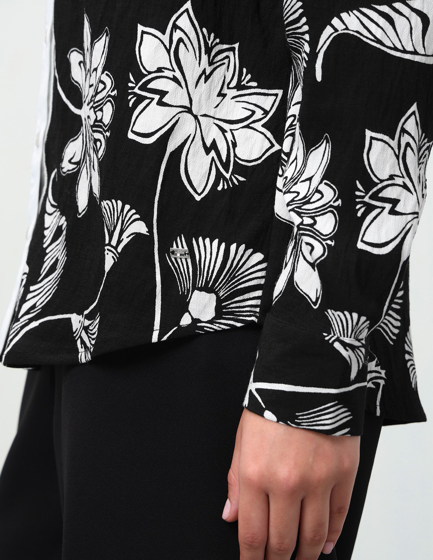 Floral Printed Regular Fit Shirt Black - U.S. Polo Assn. India | Large