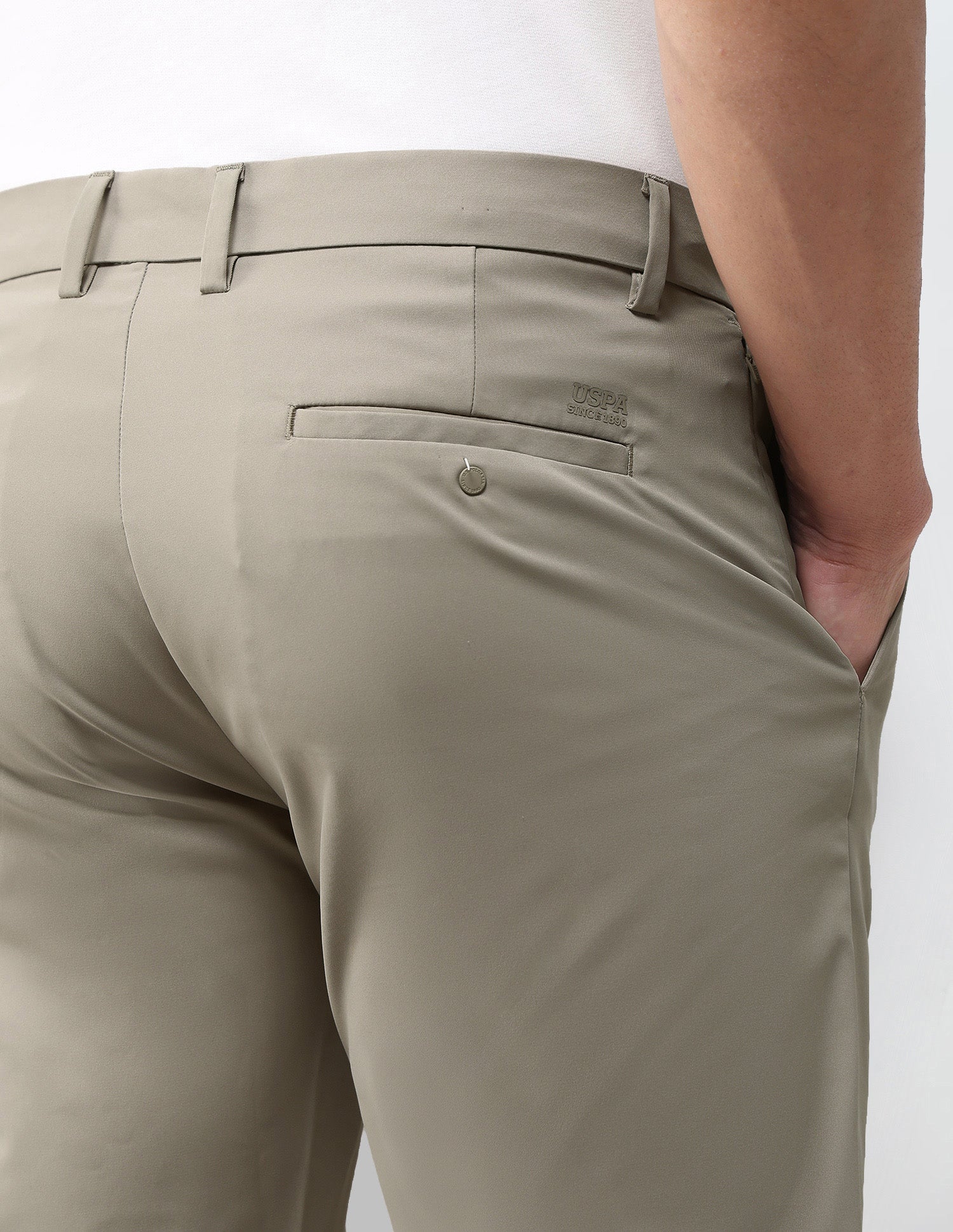 Mid Rise Riley Straight Fit Trousers Light Khaki - U.S. Polo Assn. India | Large
