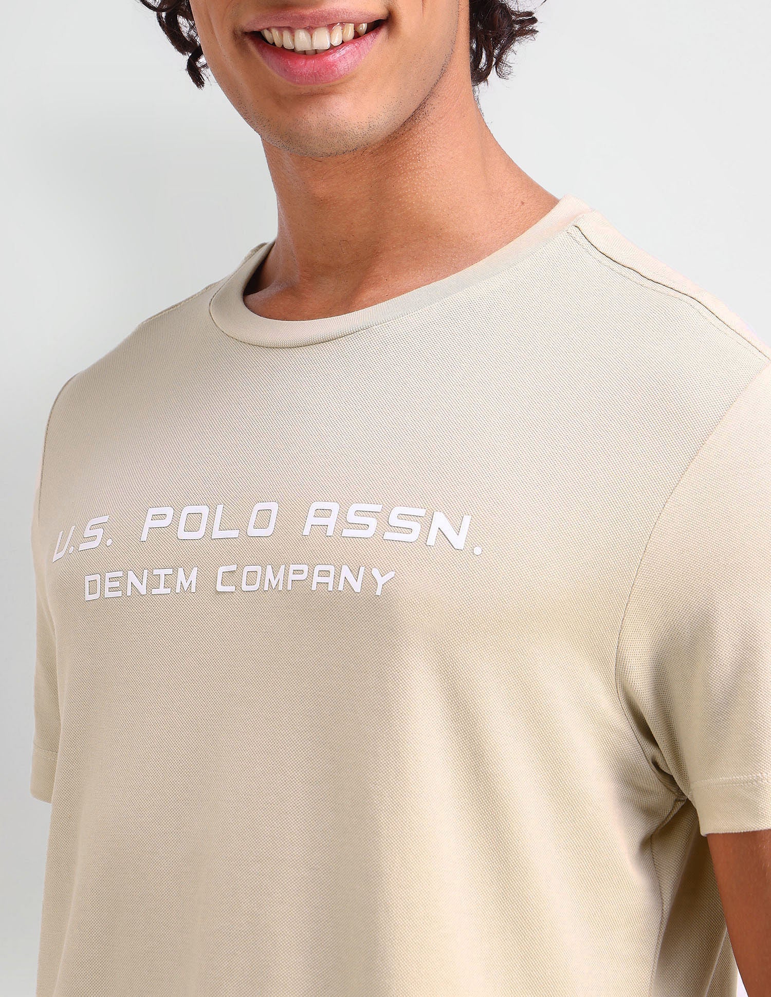 Muscle Fit Brand Printed T-Shirt Off White - U.S. Polo Assn. India | Large