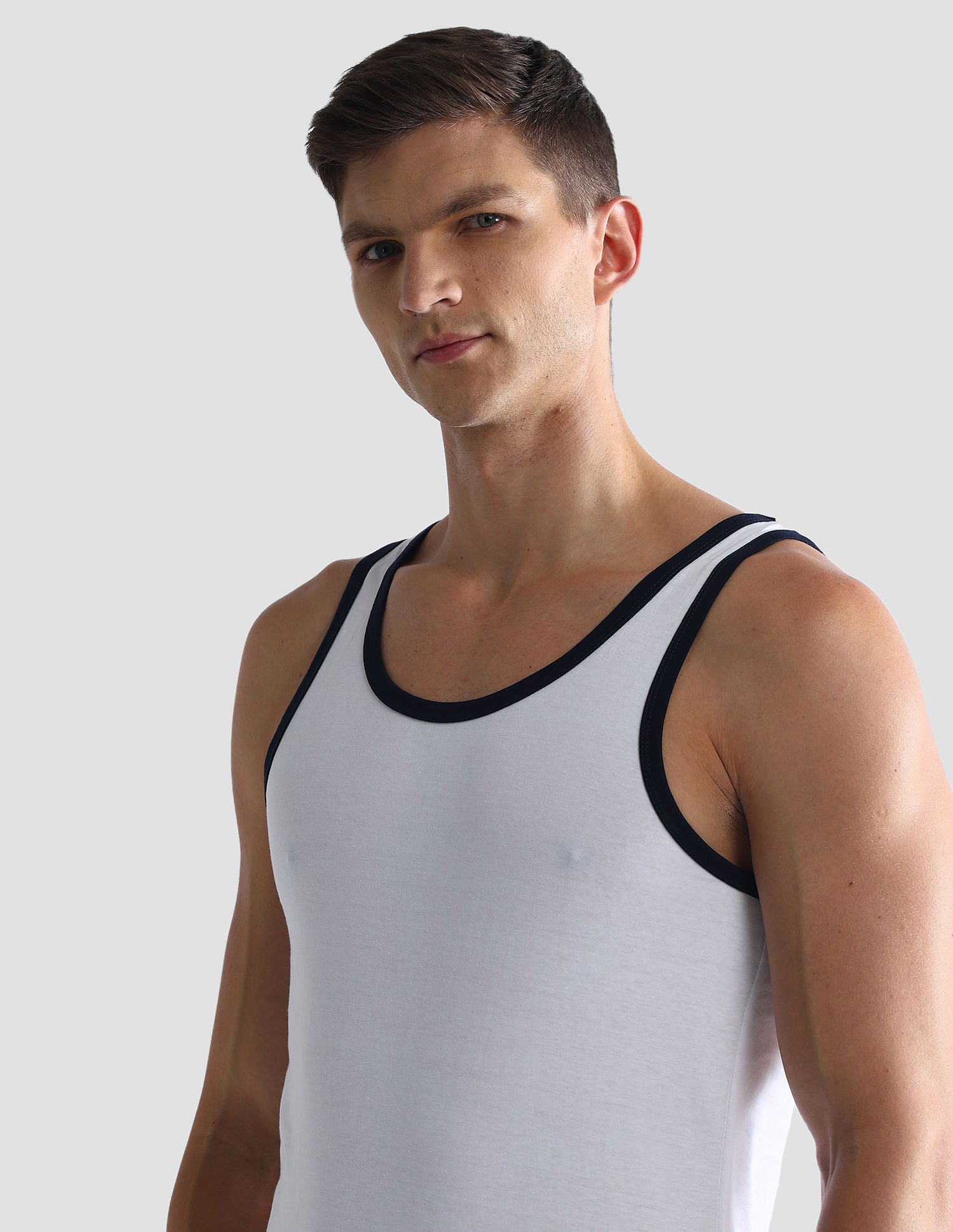 Contrast Binding Cotton OEV01 Vest - Pack Of 1 White - U.S. POLO ASSN. | Large