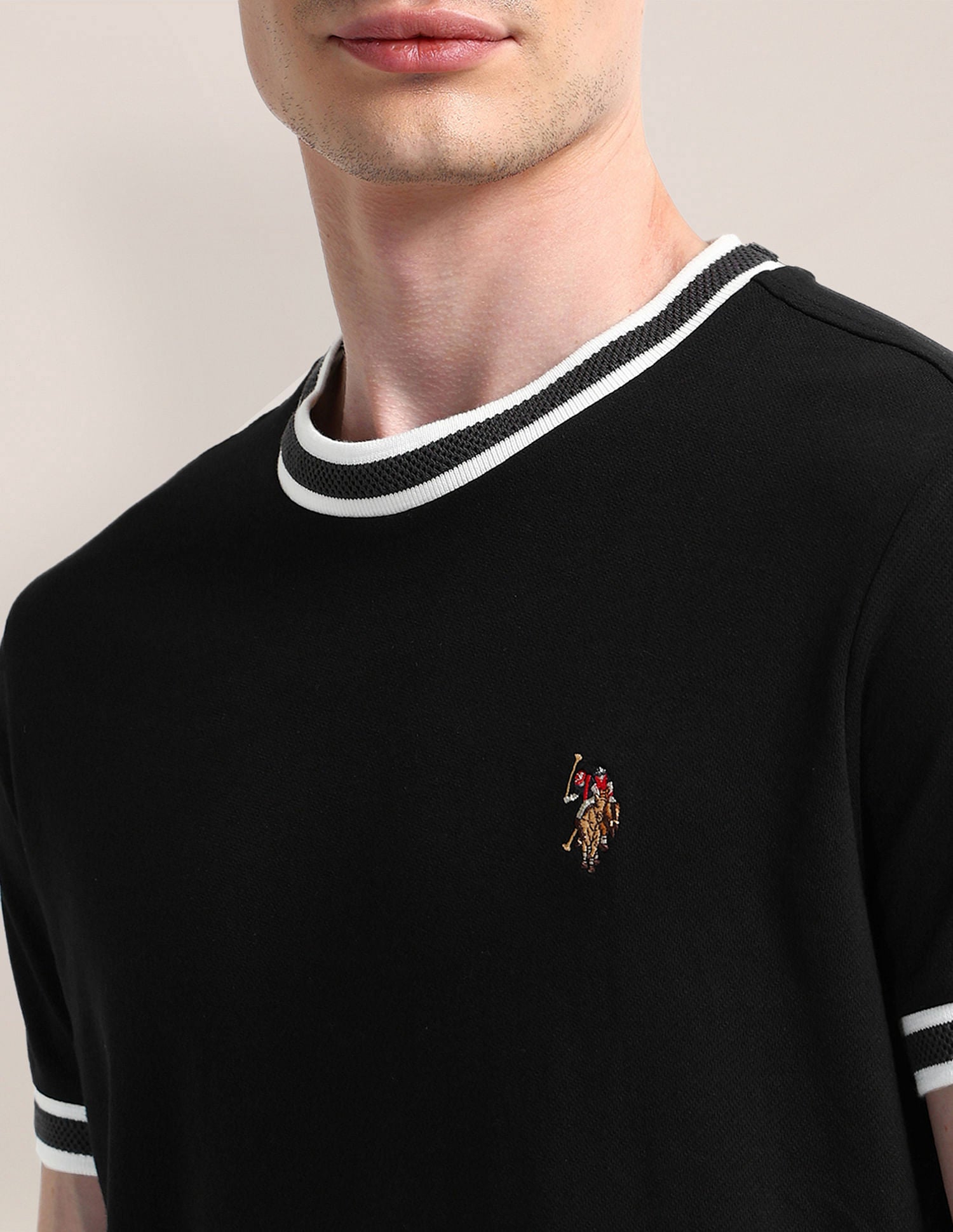 Muscle fit Cotton T-Shirt Black - U.S. POLO ASSN. | Large