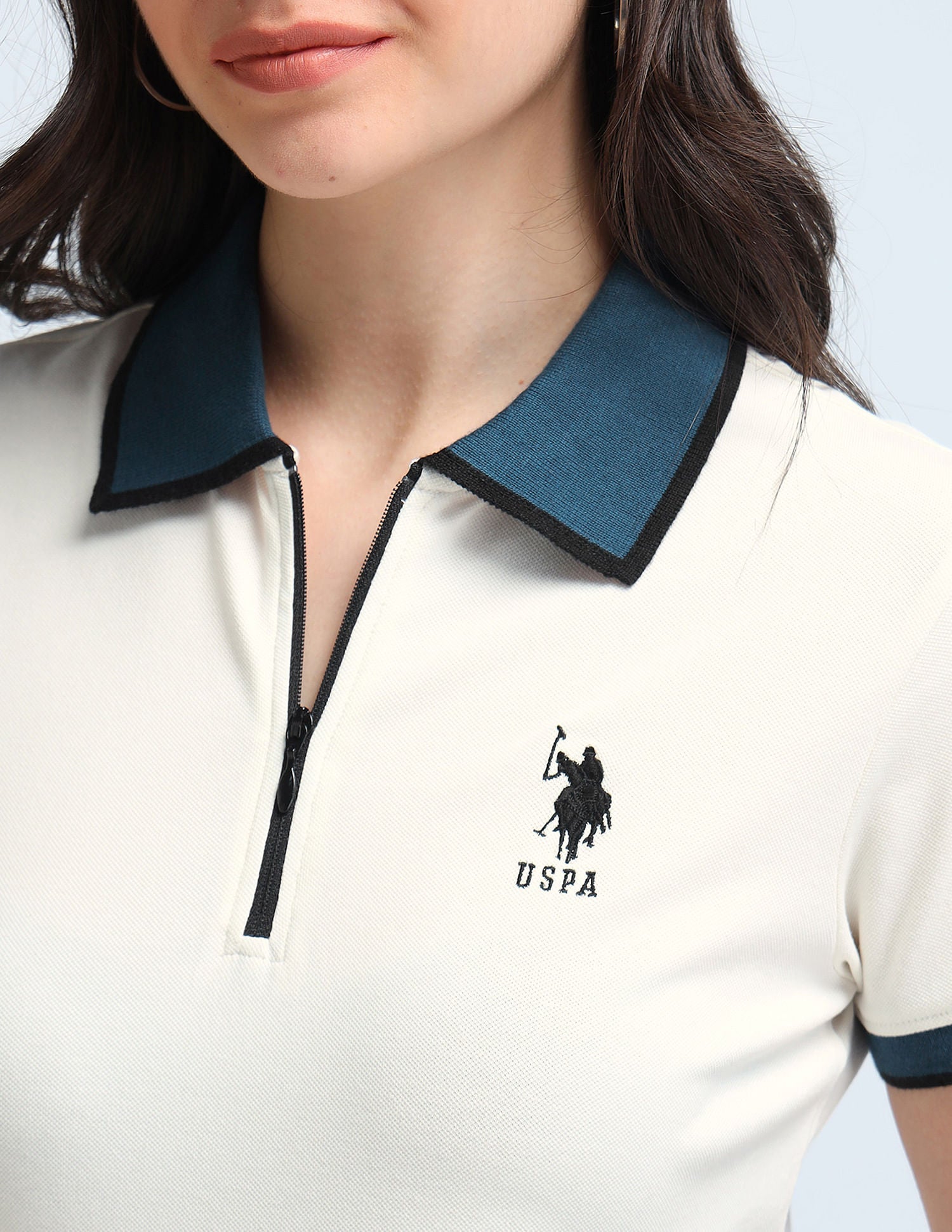 Contrast Collar Zipper Polo Shirt Off White - U.S. POLO ASSN. | Large