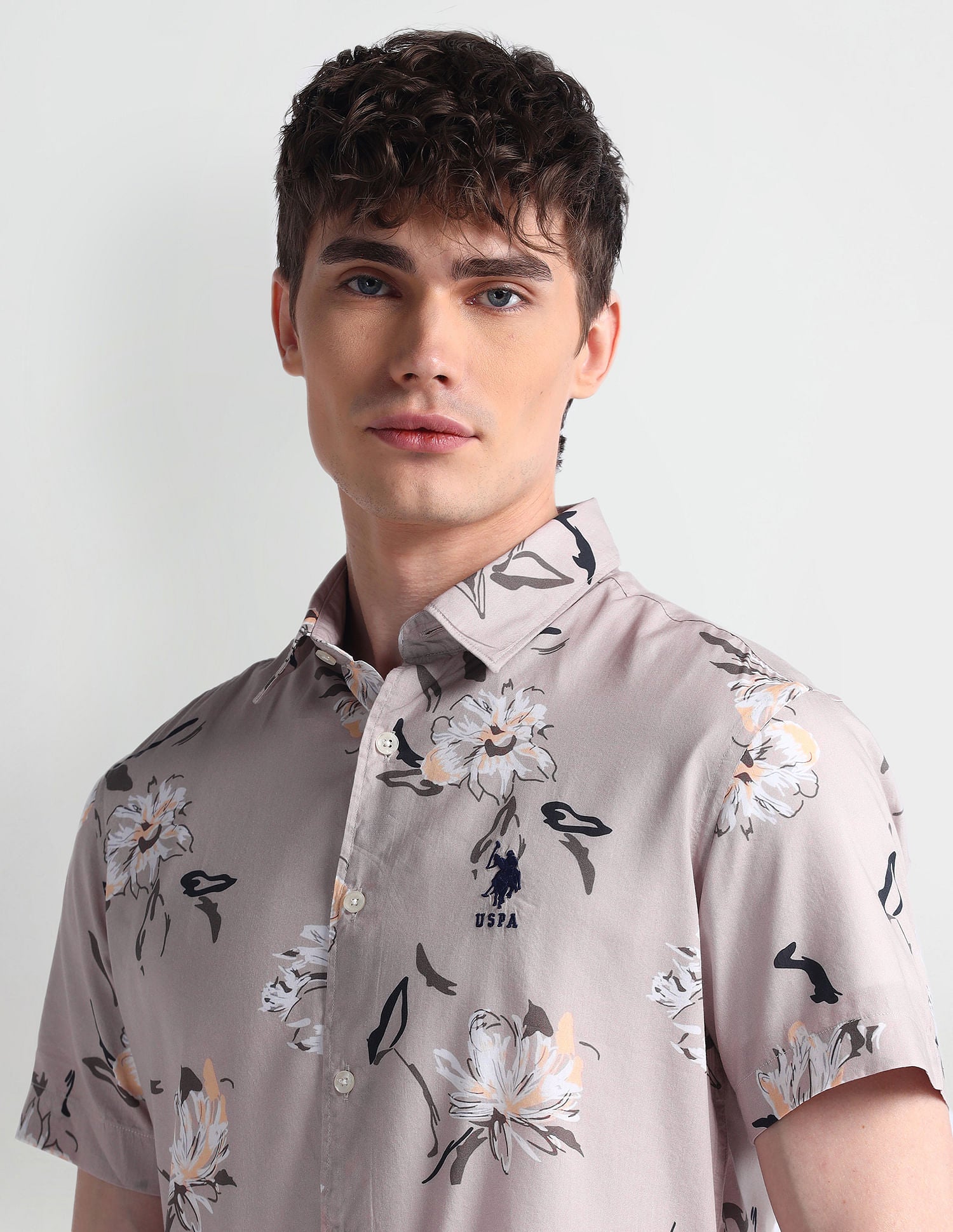 Slim Fit Floral Print Shirt Light Pink - U.S. POLO ASSN. | Large