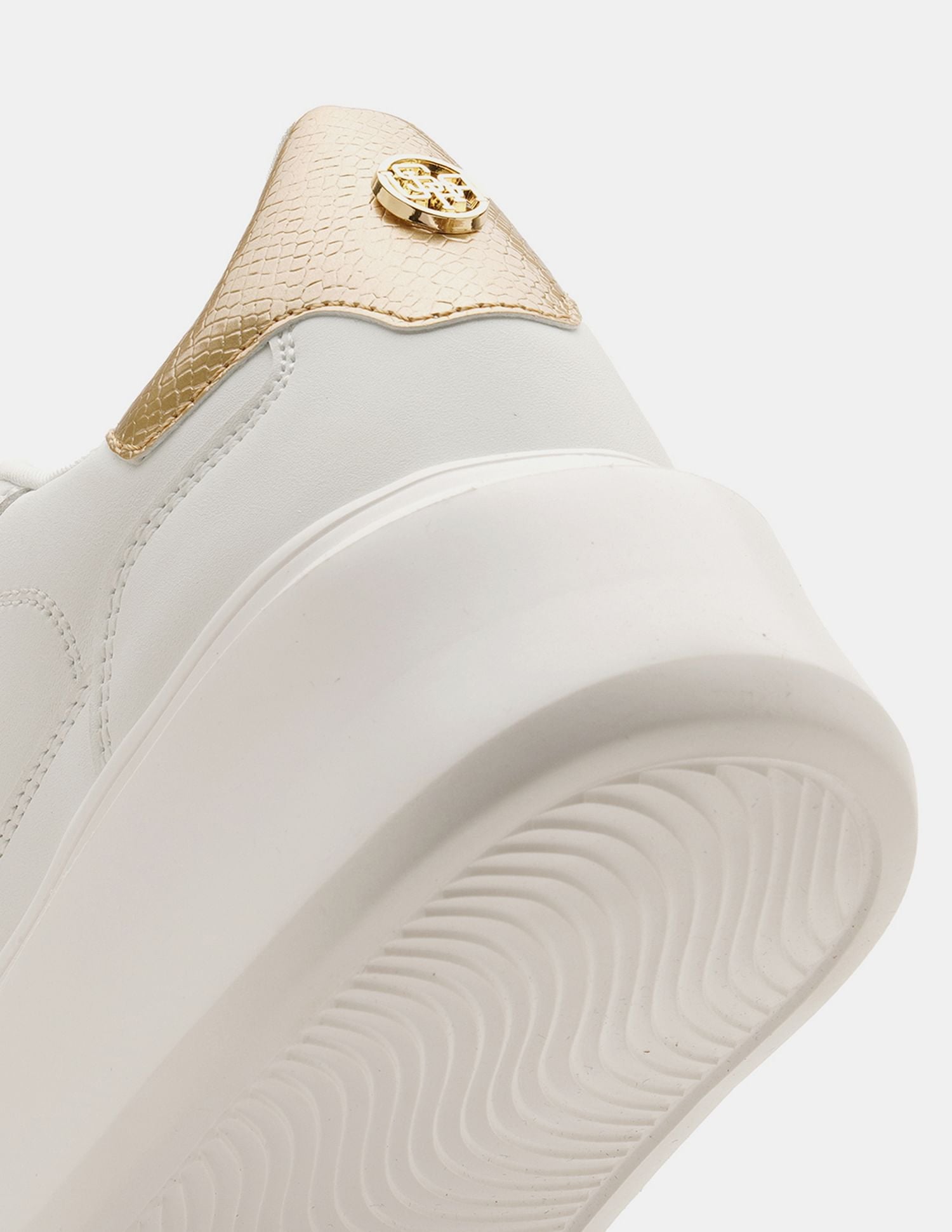 Women Eleanor 3.0 Low Top Sneakers Off White - U.S. POLO ASSN. | Large