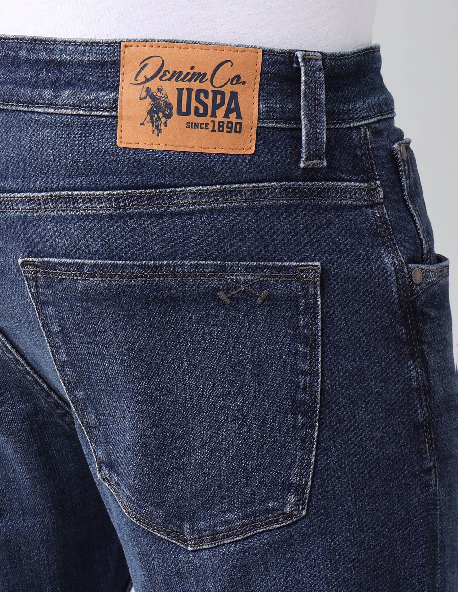 Henry Tapered Cropped Fit Blue Jeans Dark Wash - U.S. Polo Assn. India | Large