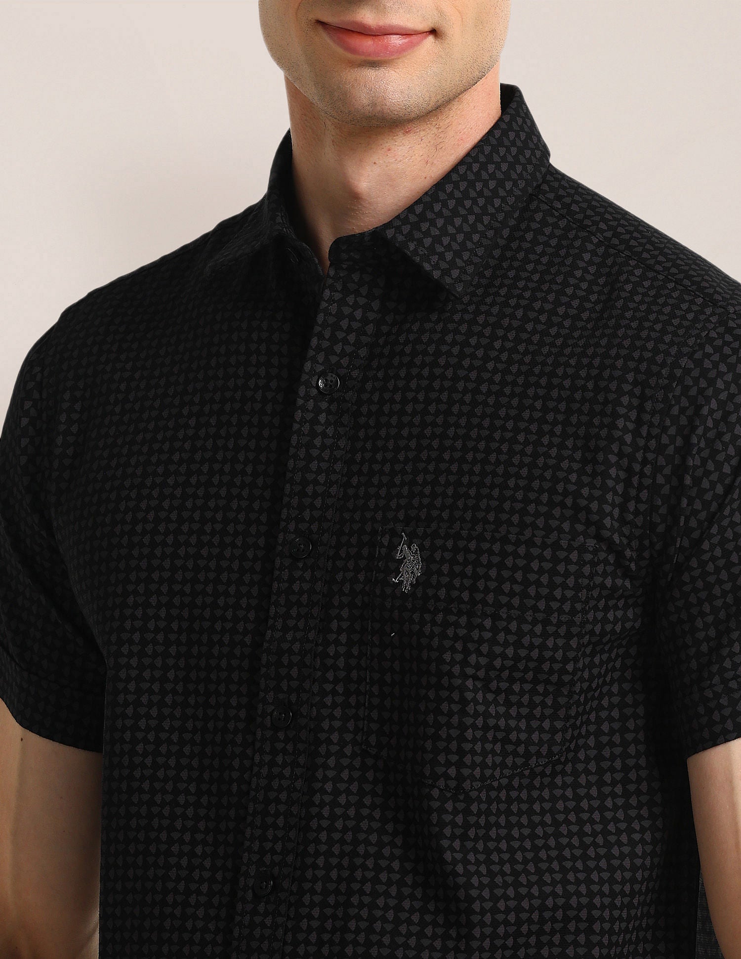 Tailored Fit Geometric Shirt Black - U.S. Polo Assn. India | Large