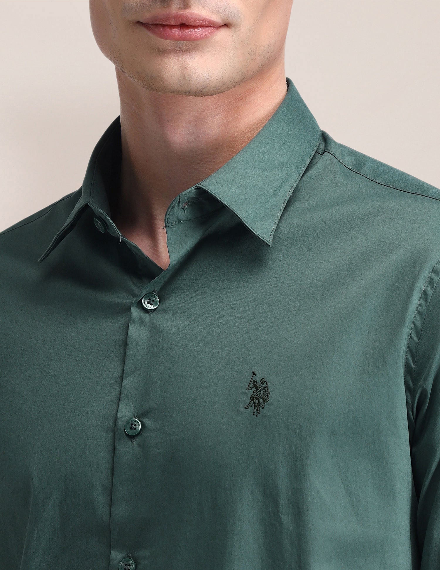 Tailored Fit Solid Twill Shirt Green - U.S. Polo Assn. India | Large