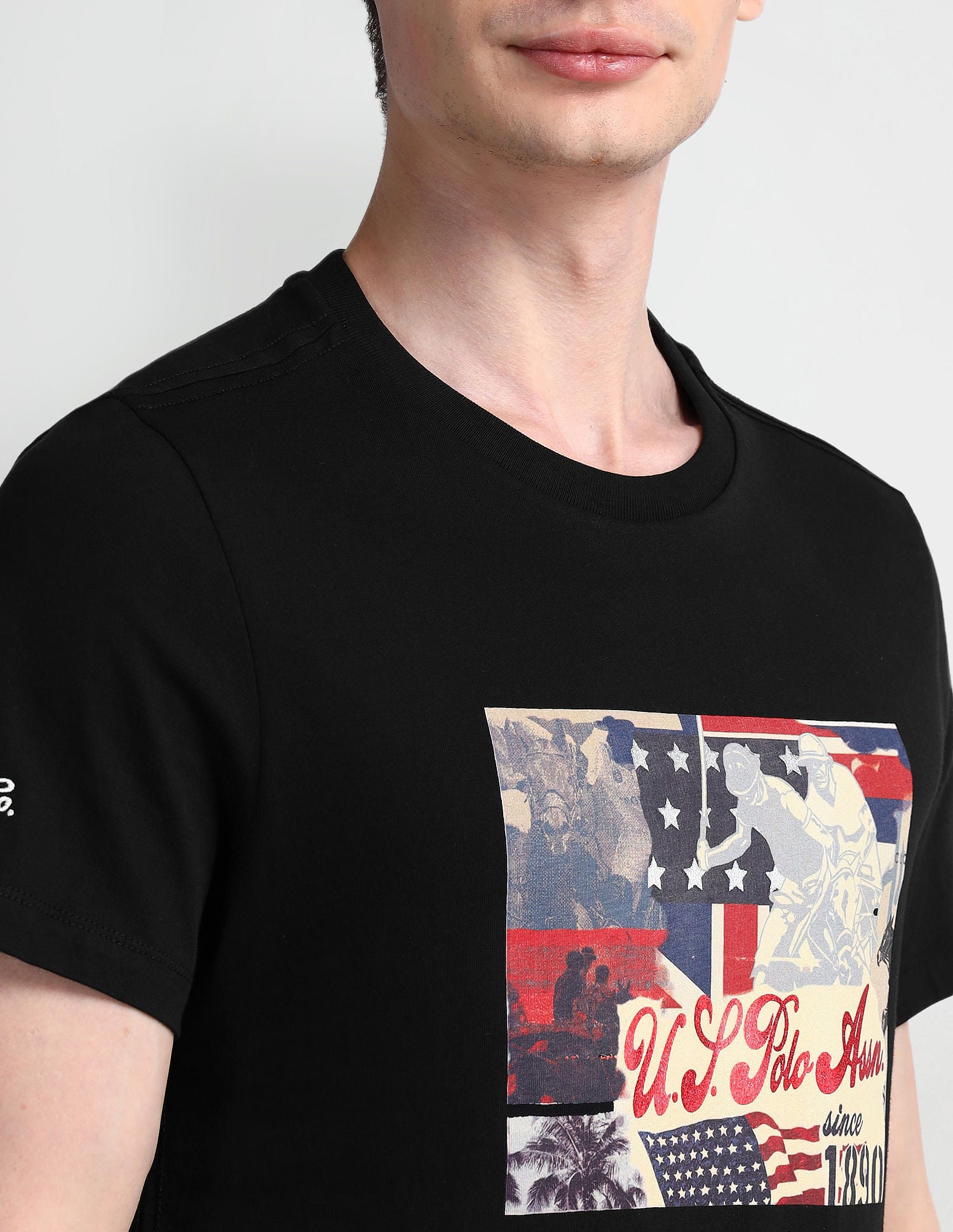 Muscle Fit Graphic T-Shirt Dark-Blue - U.S. Polo Assn. India | Large