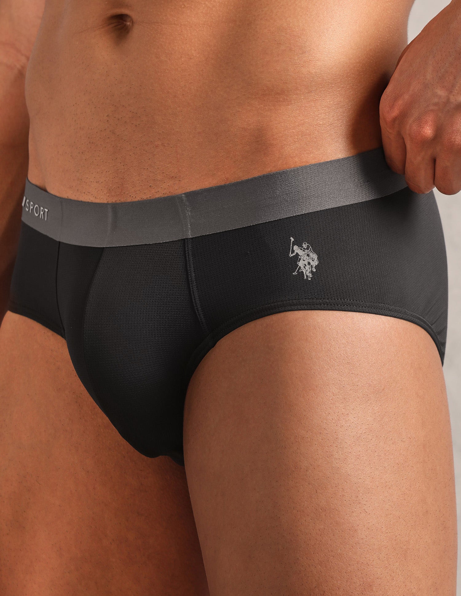 Seamless Sports RB003 Mesh Brief Black - U.S. Polo Assn. India | Large