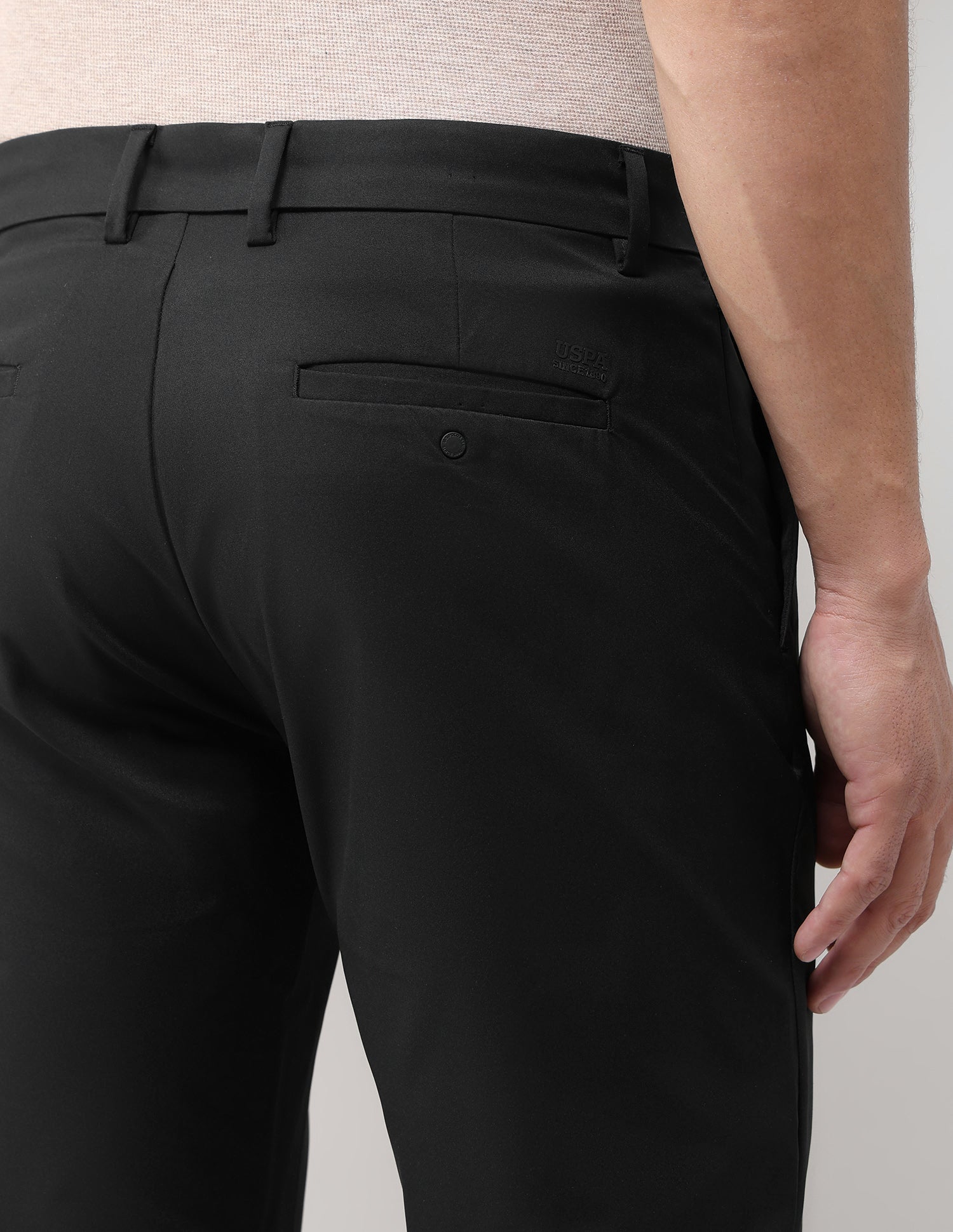 Mid Rise Riley Straight Fit Trousers Black - U.S. Polo Assn. India | Large