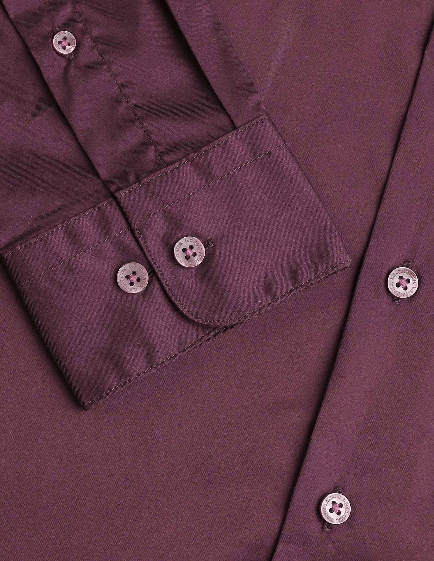 Tailored Fit Solid Shirt Burgundy - U.S. Polo Assn. India | Large