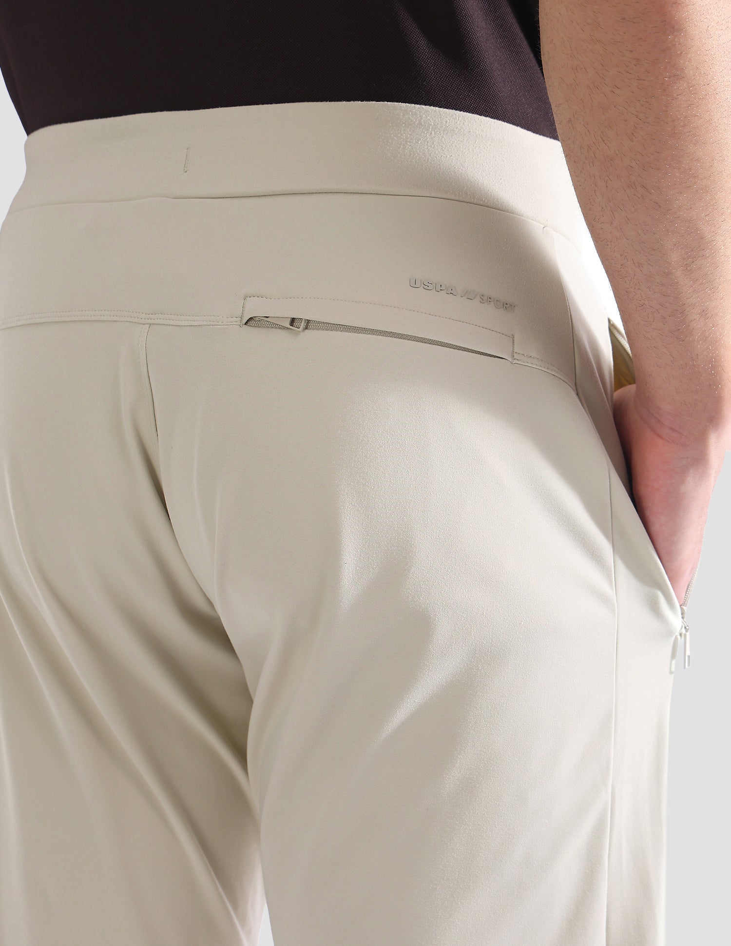 Slim Fit Mid Rise Active Shorts Beige - U.S. Polo Assn. India | Large