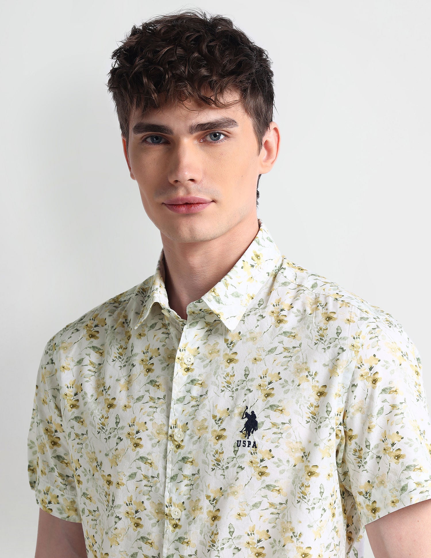 Short Sleeve Slim Fit Floral Shirt White - U.S. POLO ASSN. | Large