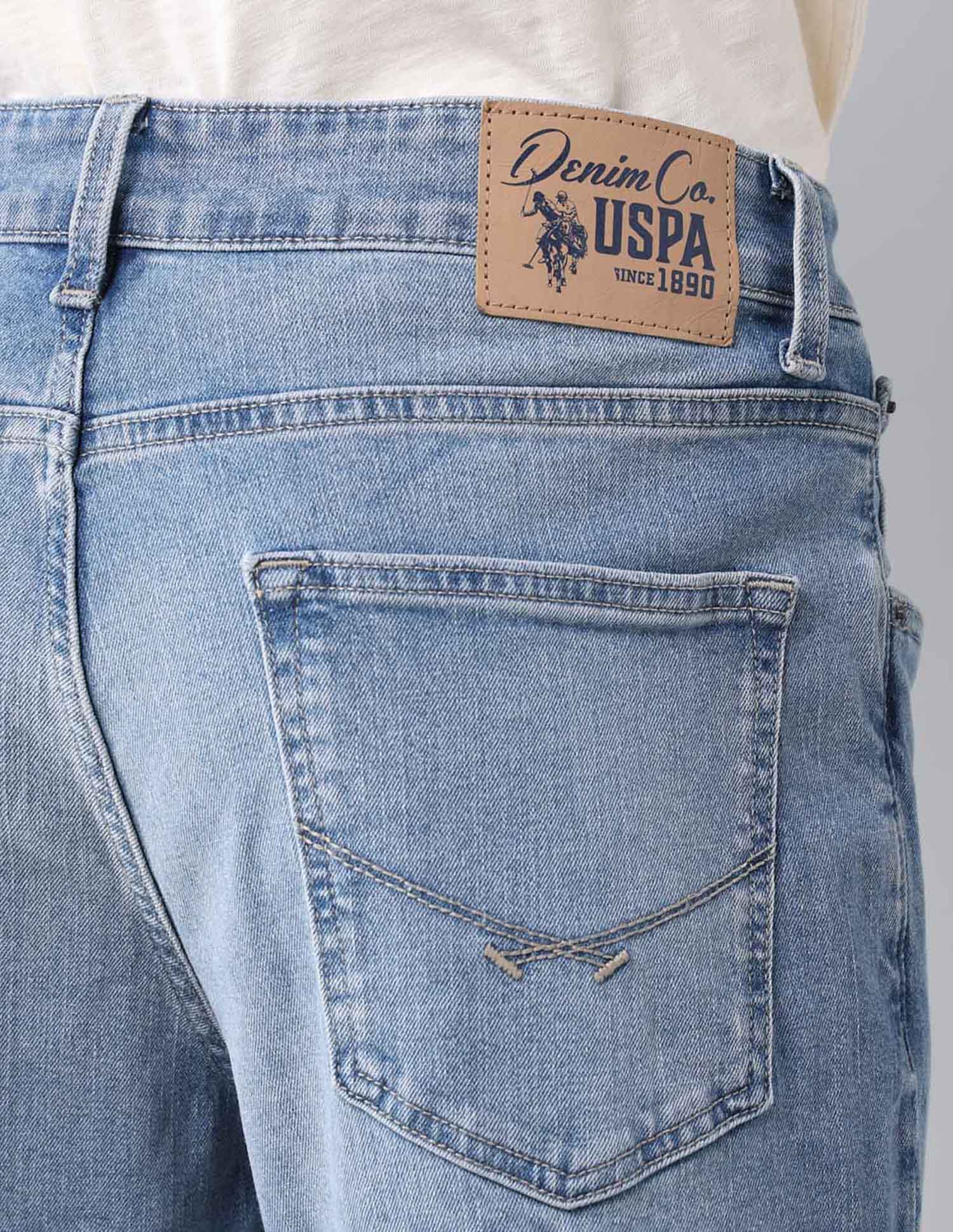 Cole Comfort Cropped Fit Blue Vintage Jeans Light Wash - U.S. Polo Assn. India | Large