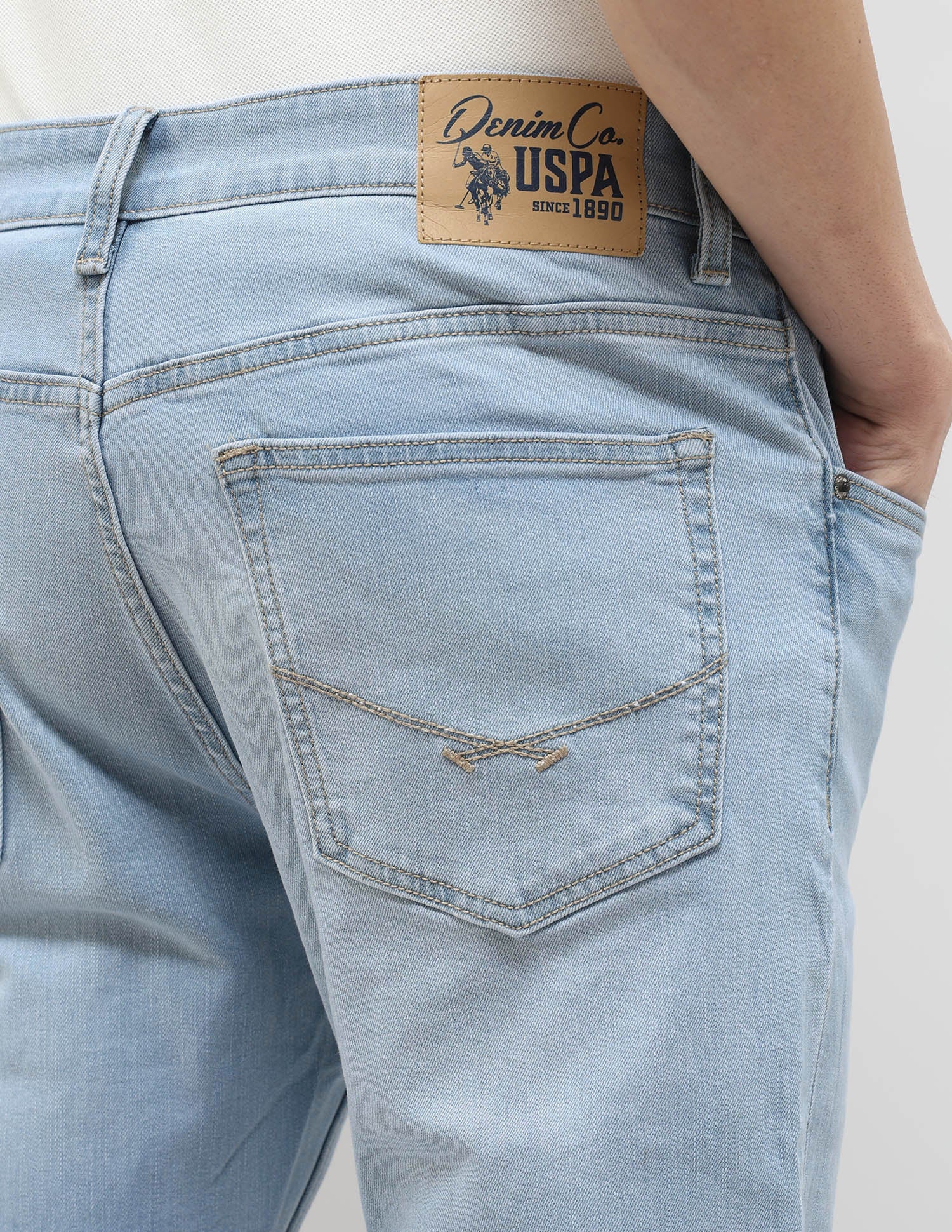 Brandon Slim Tapered Fit Blue Jeans Light Indigo - U.S. POLO ASSN. | Large