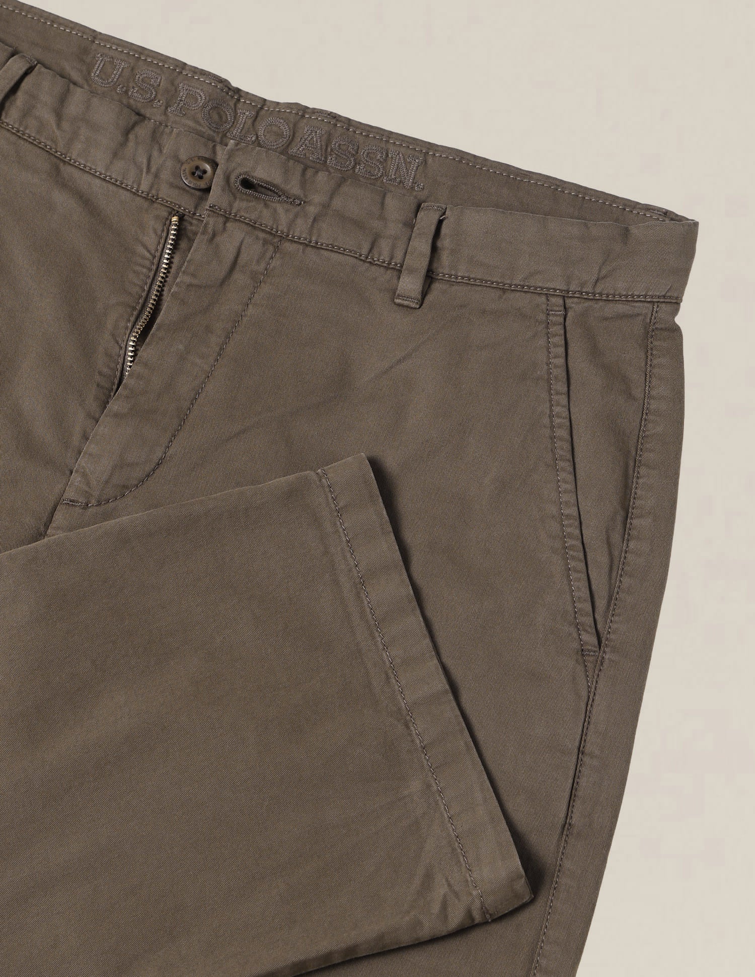 Riley Straight Fit Twill Trousers Brown - U.S. Polo Assn. India | Large