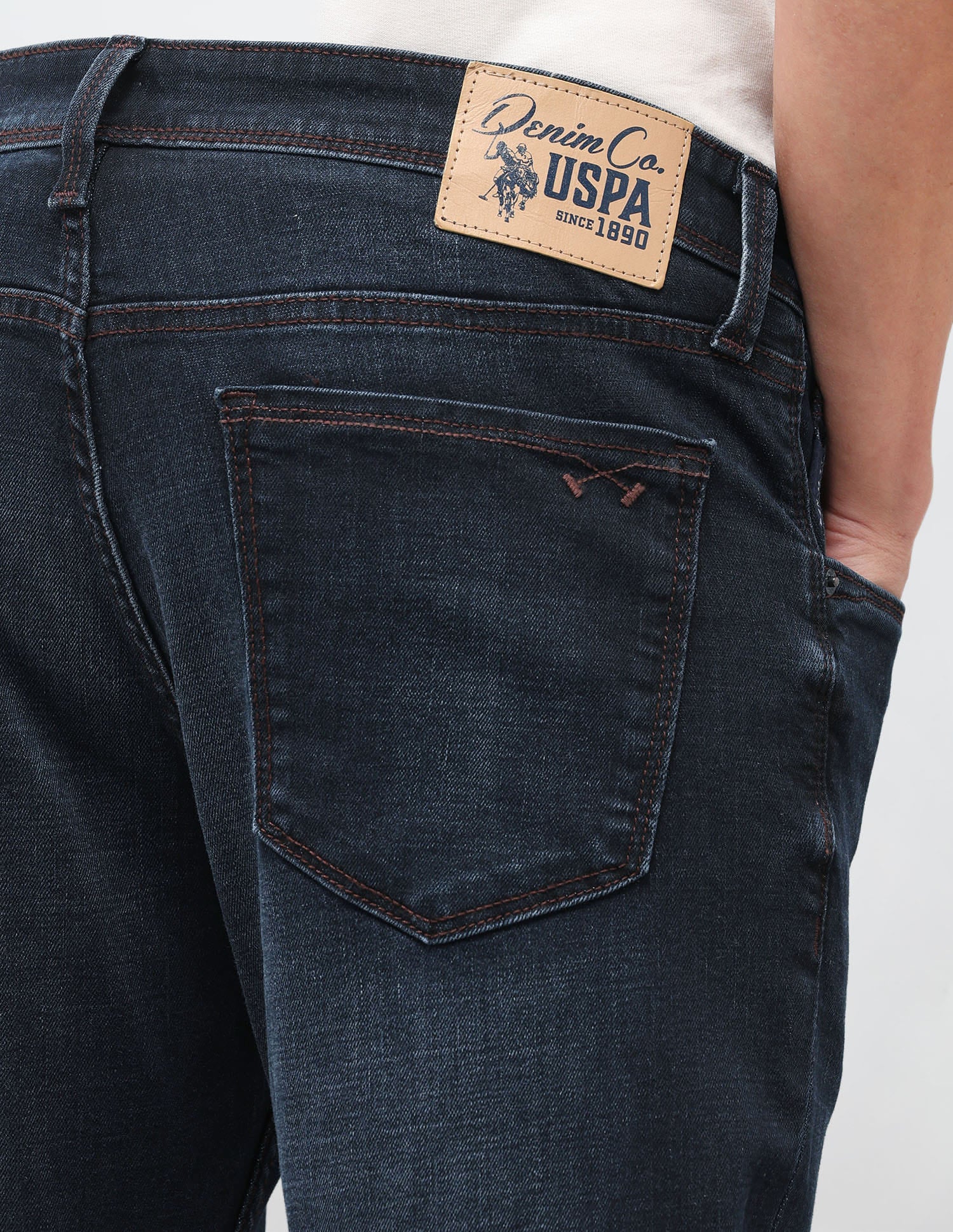 Solid Slim Tapered Jeans Blue - U.S. Polo Assn. India | Large