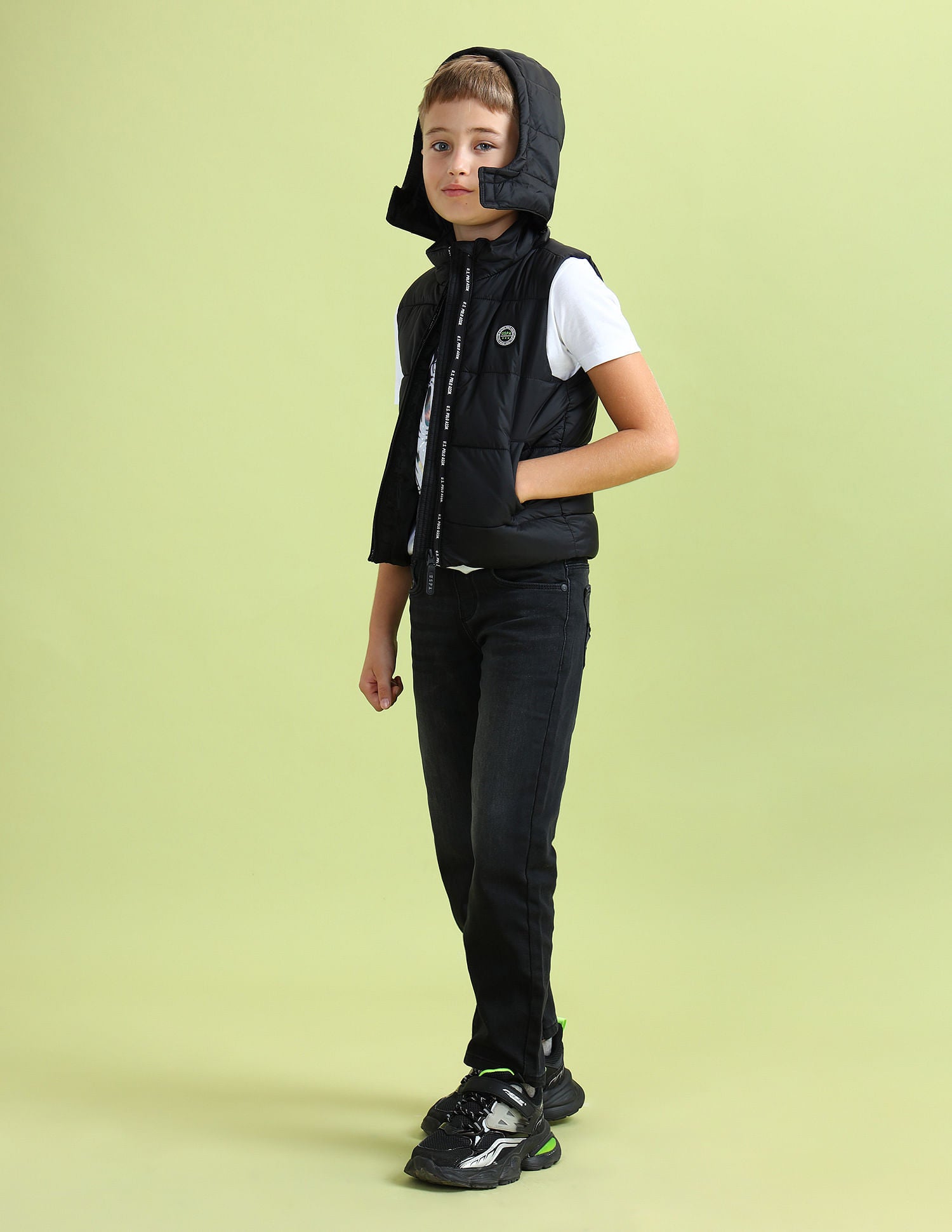 Boys Hooded Gilet Jacket Black - U.S. POLO ASSN. | Large