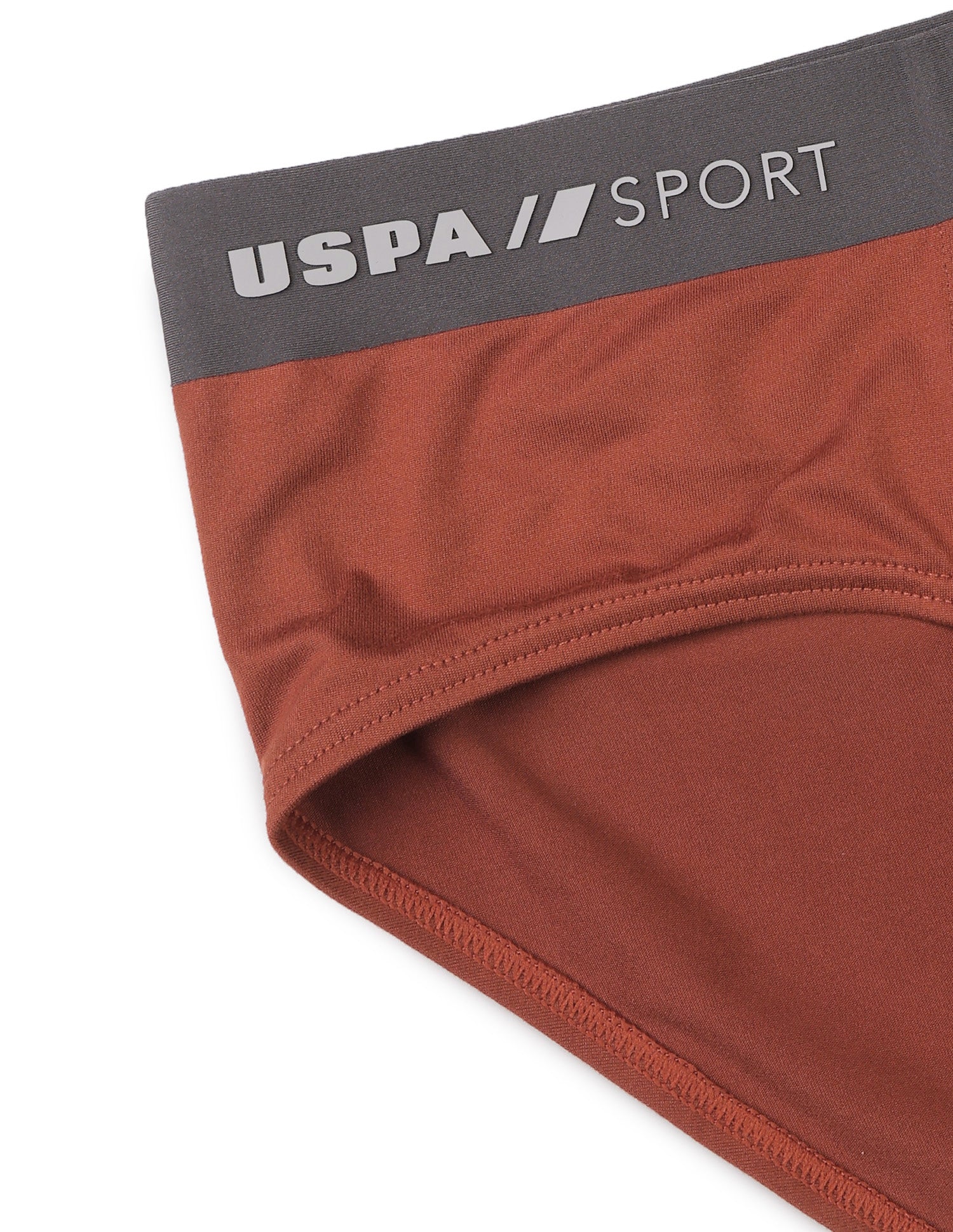 Breathable Seamless Sports RB002 Brief Rust - U.S. Polo Assn. India | Large