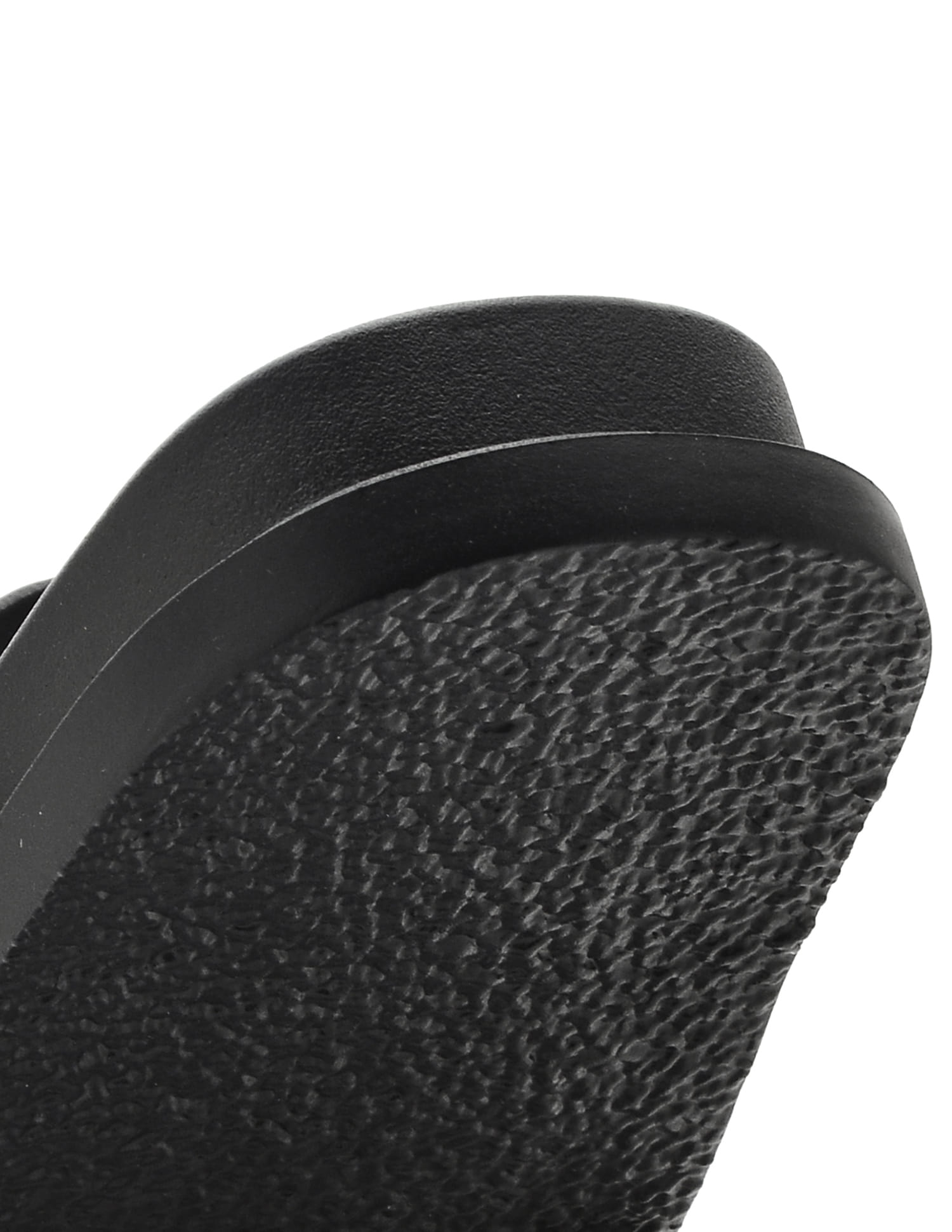 Textured Vincenza Slippers Black - U.S. Polo Assn. India | Large