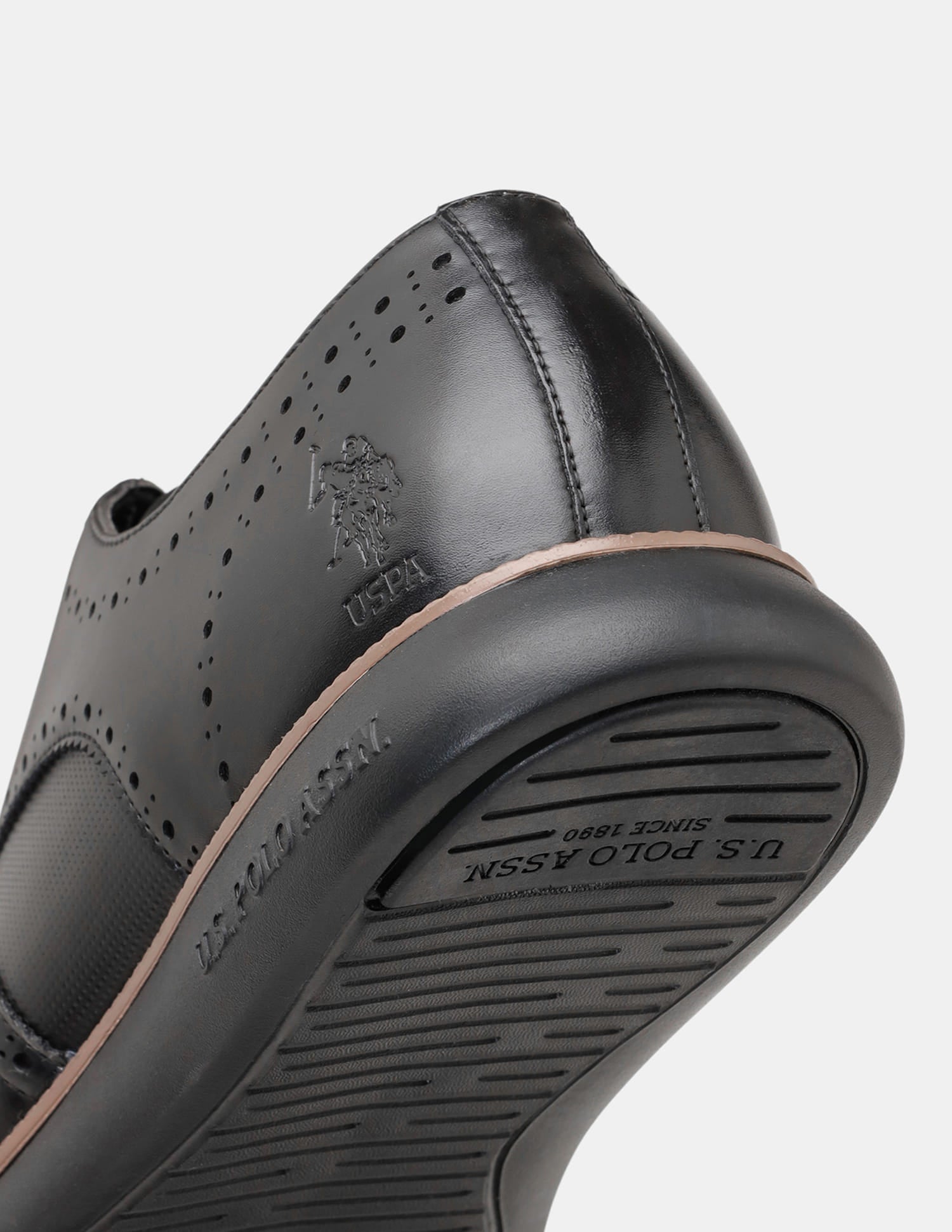 Round Toe Wingtip Marco 2.0 Brogues Black - U.S. Polo Assn. India | Large