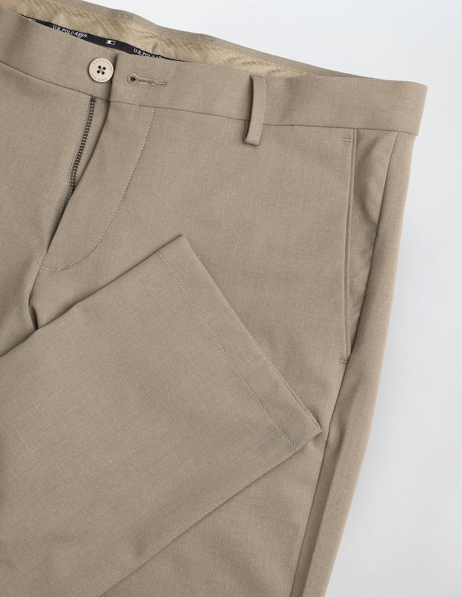 Solid Austin Slim Fit Trousers Light Khaki - U.S. Polo Assn. India | Large