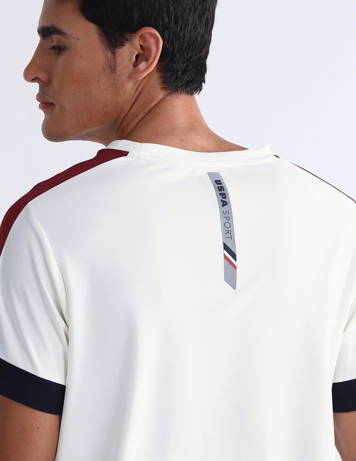 Brand Embossed Slim Fit T-Shirt Off White - U.S. Polo Assn. India | Large