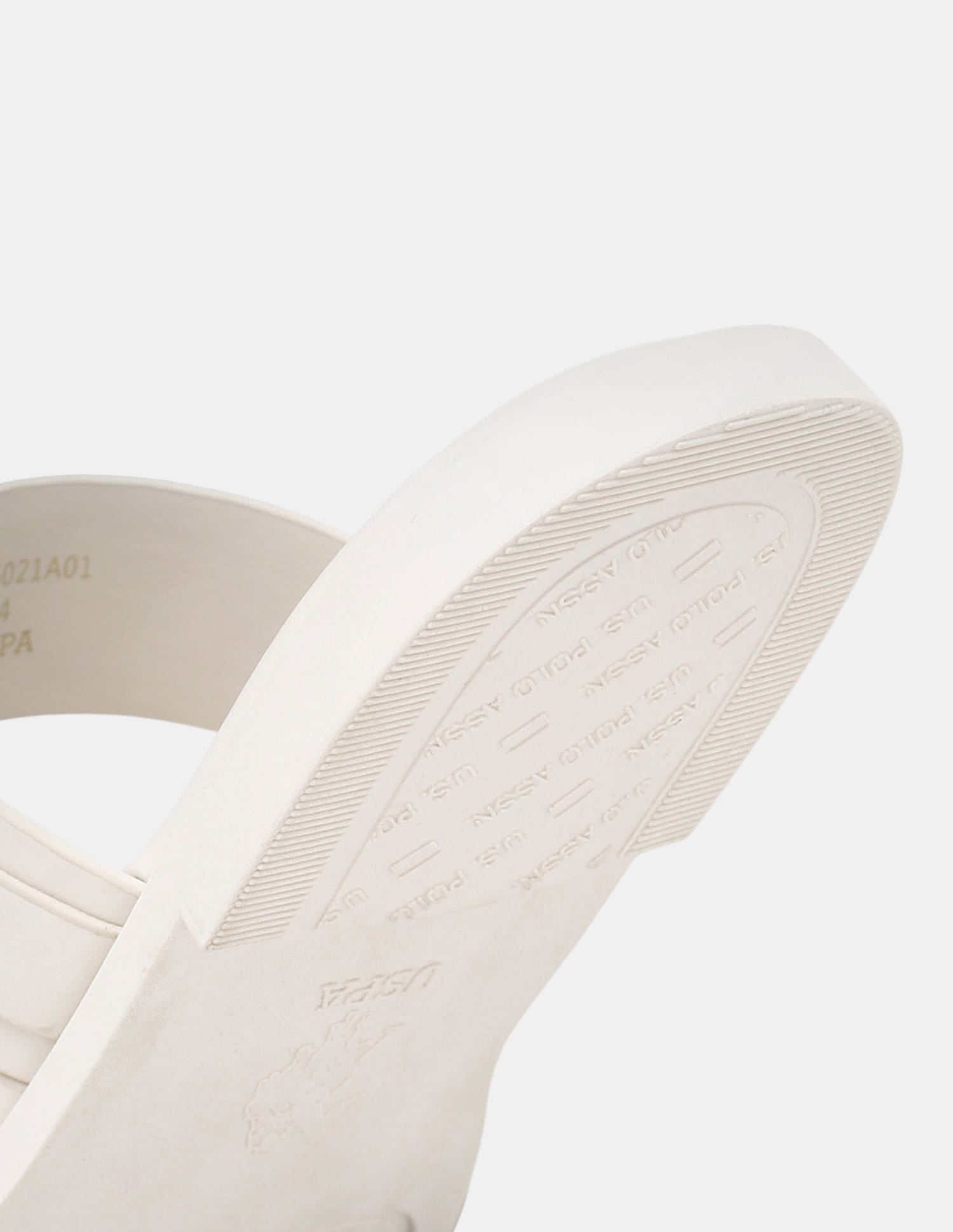 Women Relien One Toe Sandals Off White - U.S. Polo Assn. India | Large