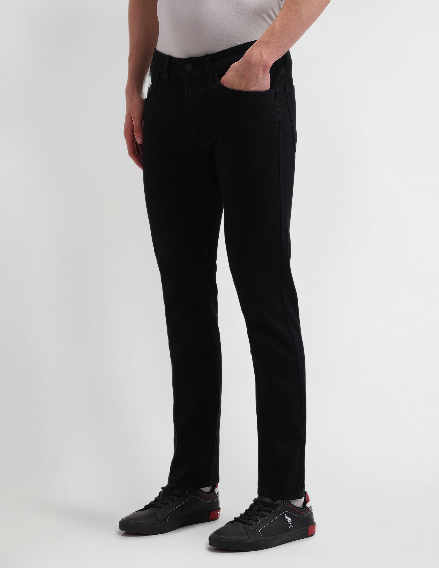Brandon Slim Tapered Fit Black Jeans Black - U.S. Polo Assn. India | Large