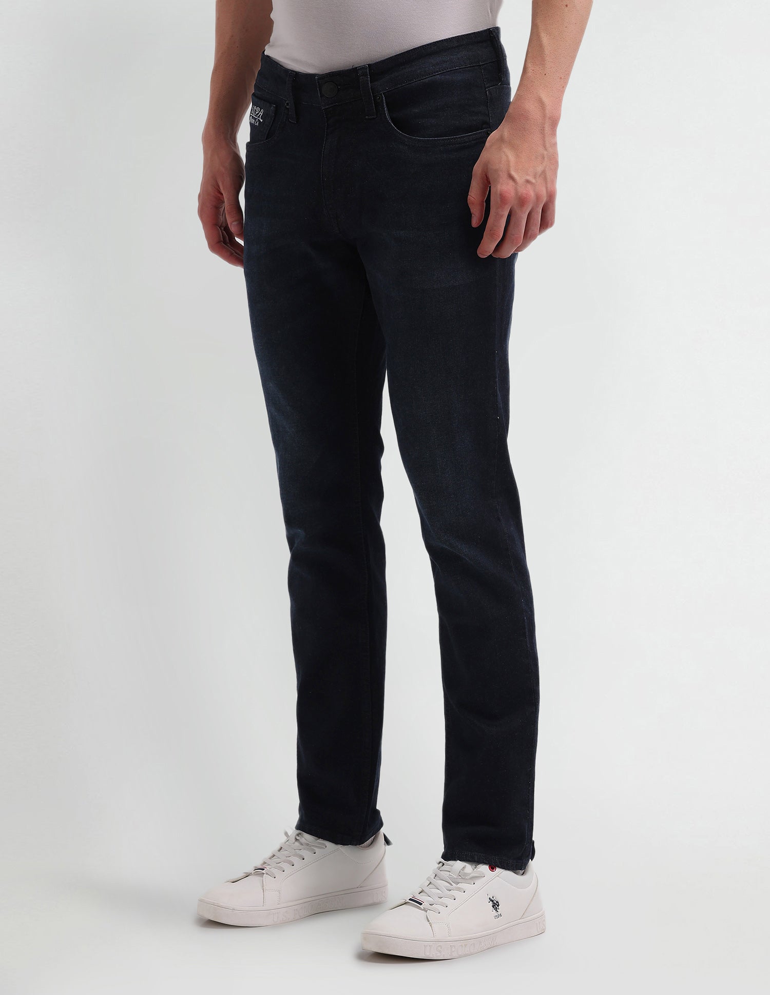 Brandon Slim Tapered Fit Blue Jeans Blue - U.S. Polo Assn. India | Large