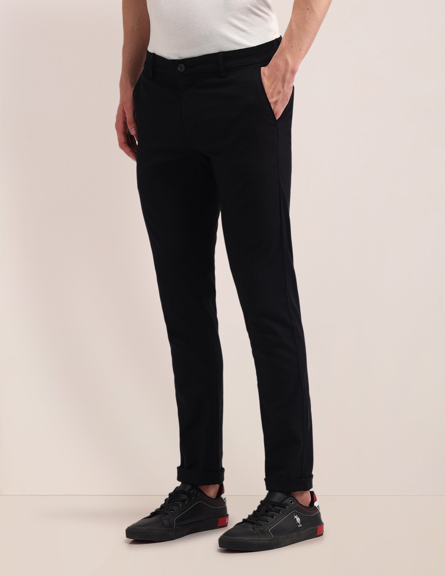 Austin Slim Fit Flat Front Trousers Black - U.S. Polo Assn. India | Large