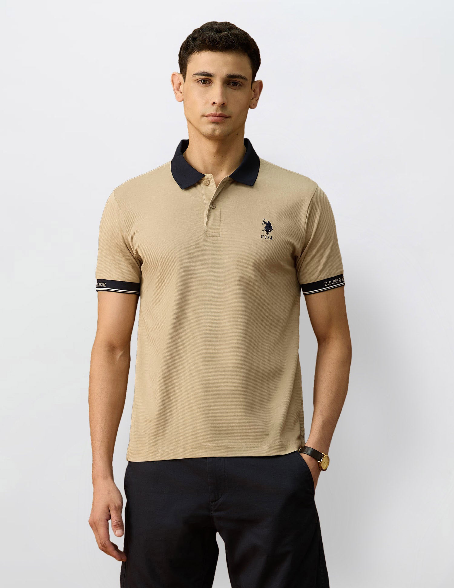 Textured Equestrian Aisle Theater Polo Shirt