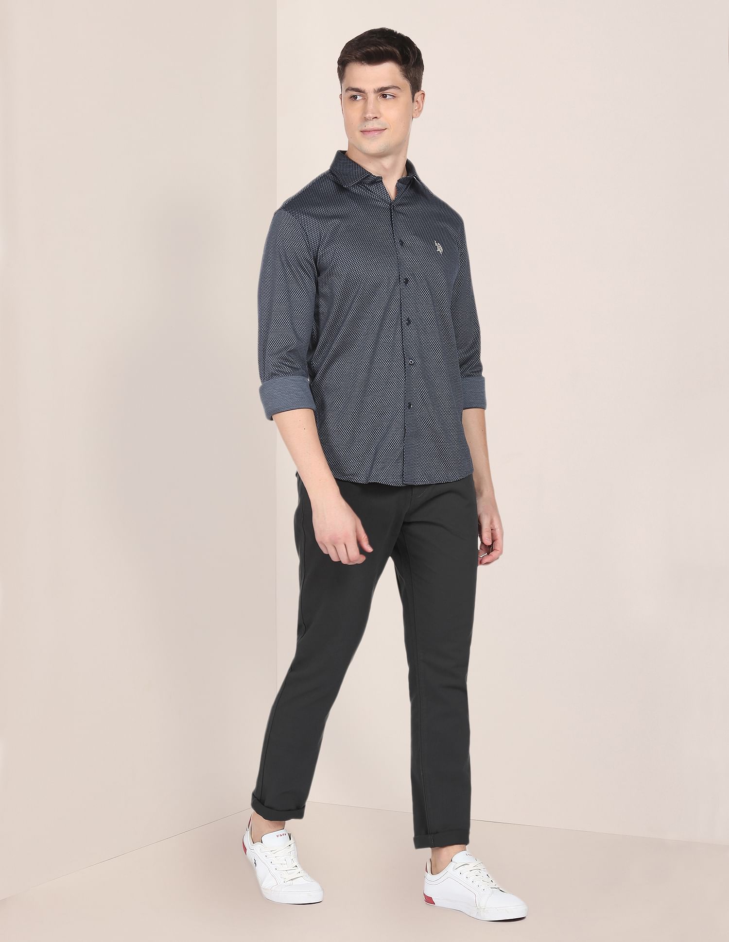 Men Dark Grey Mid Rise Solid Casual Trousers Dark Grey - U.S. POLO ASSN. | Large