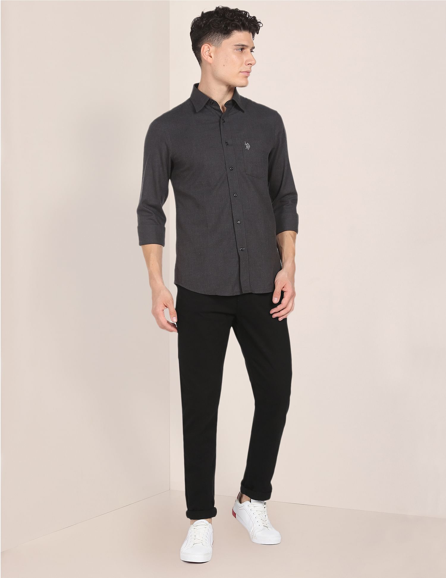 Men Black Solid Twill Casual Trousers Black - U.S. POLO ASSN. | Large