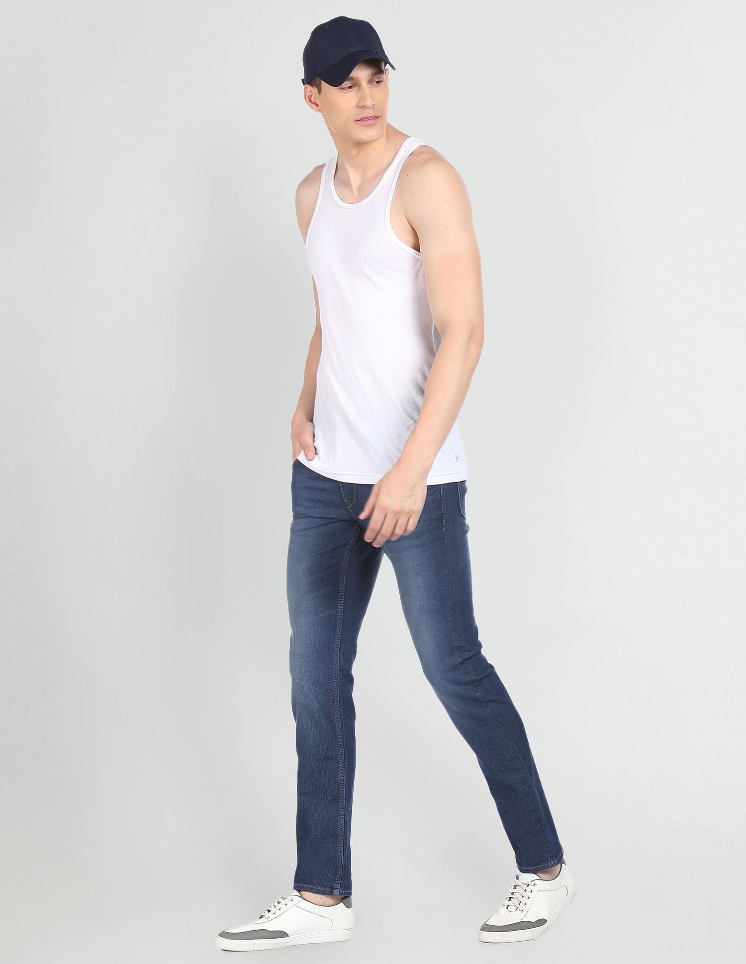 Brandon Slim Tapered Fit Stone Wash Jeans Blue - U.S. POLO ASSN. | Large