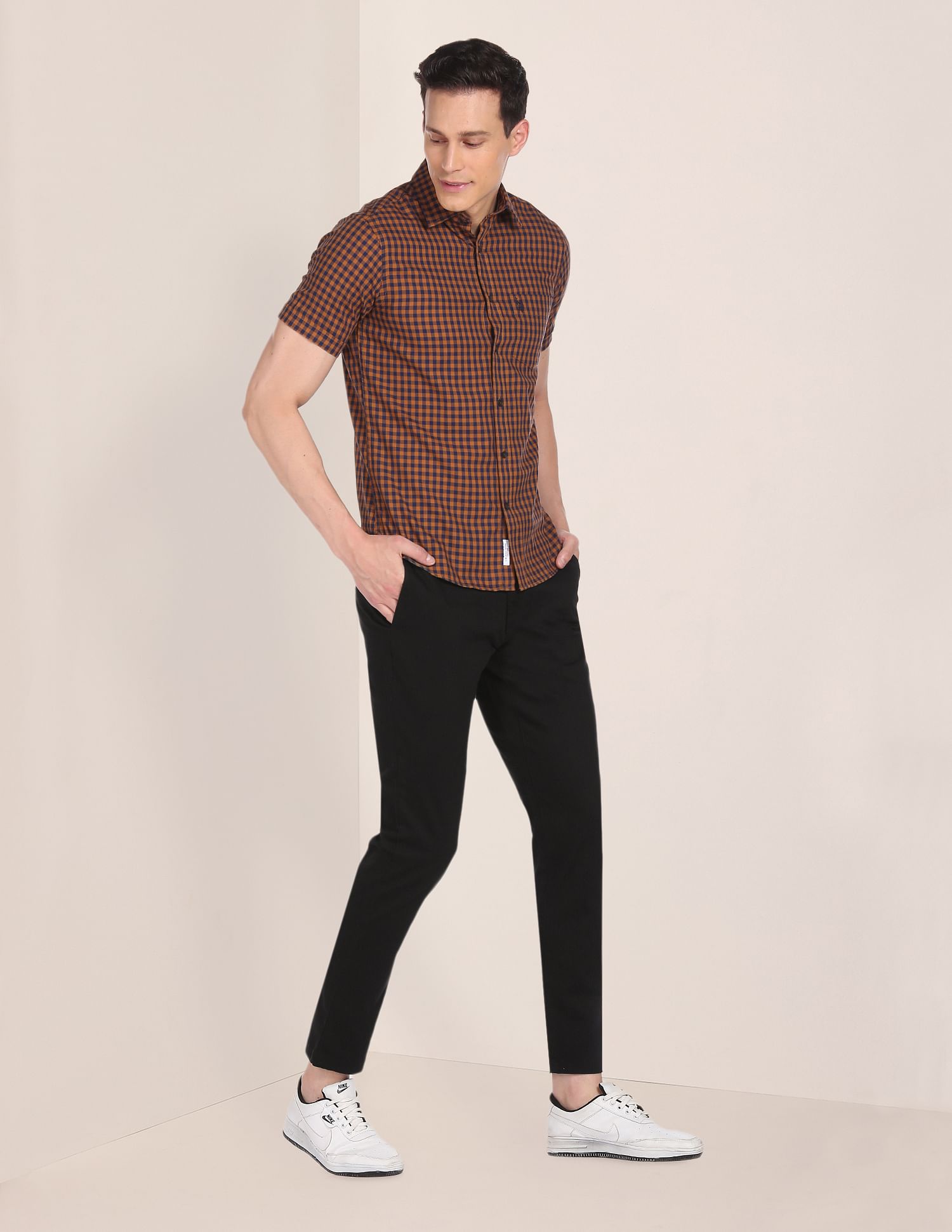 Men Black Austin Trim Fit Solid Casual Trousers Black - U.S. POLO ASSN. | Large