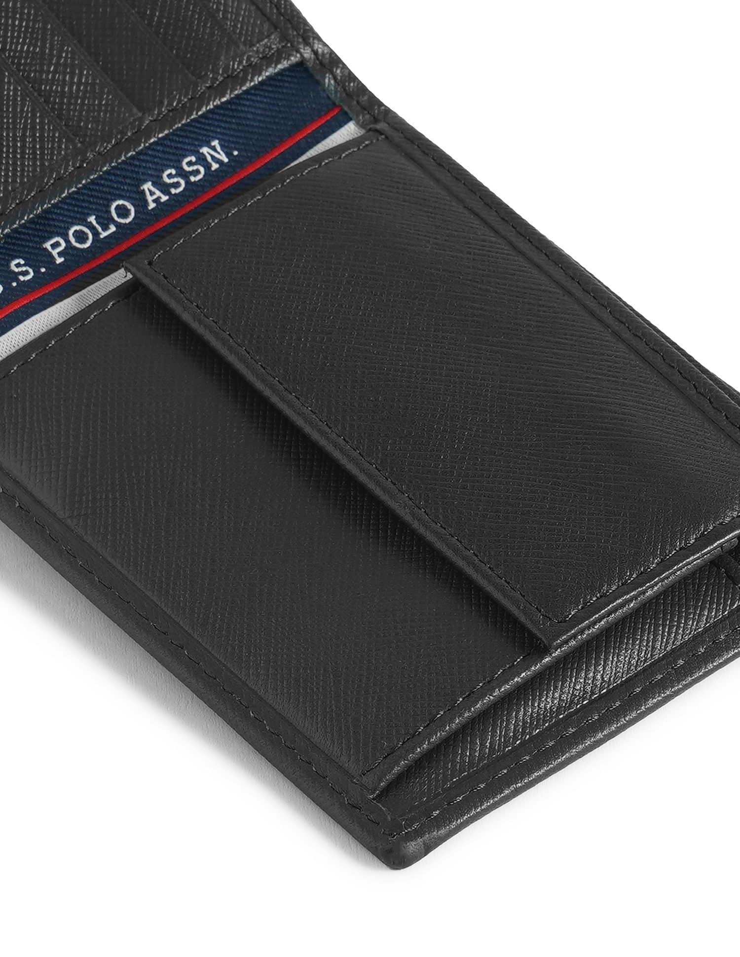Bi-Fold Textured Wallet Black - U.S. POLO ASSN. | Large
